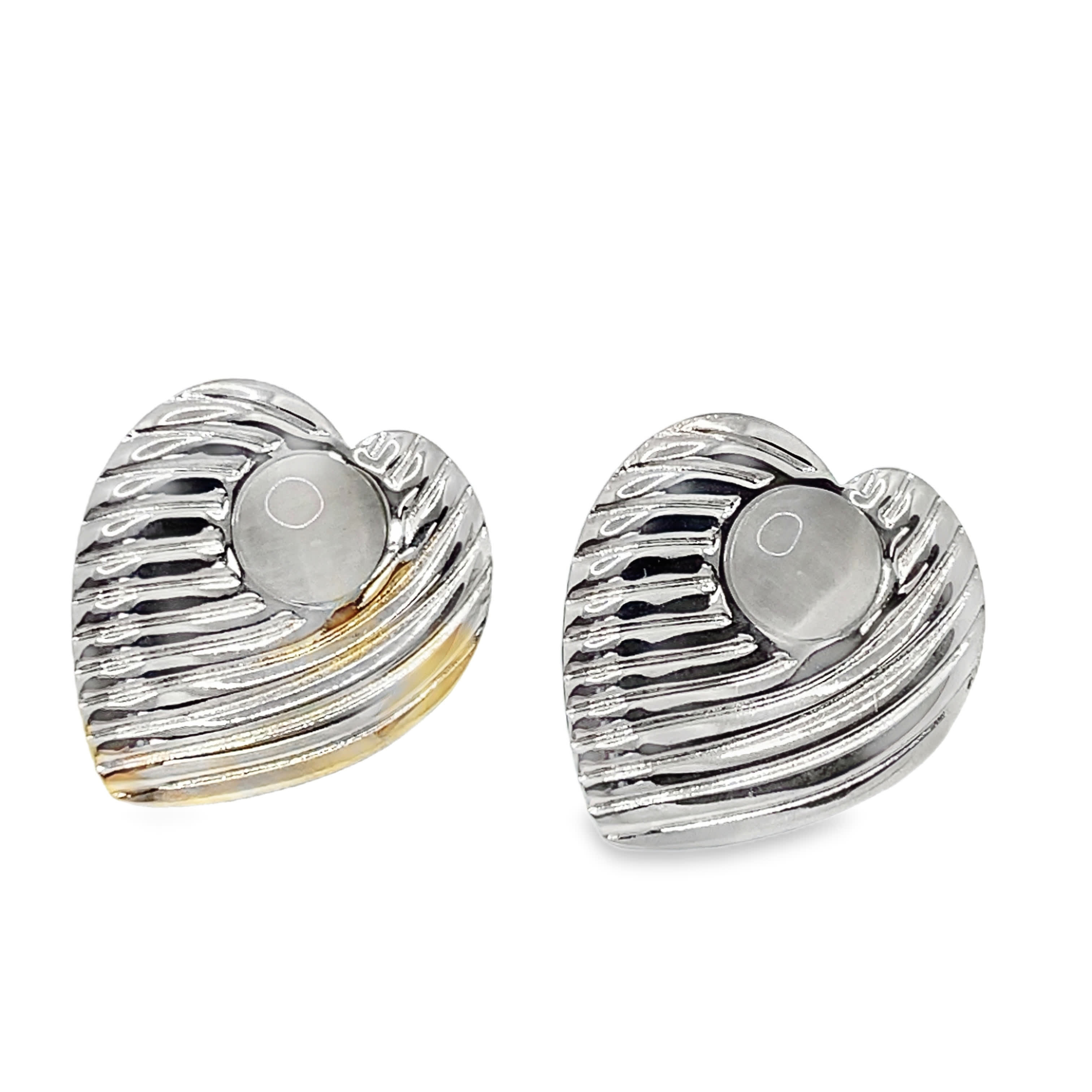 Posrebrzane kolczyki z kamieniem księżycowym w kształcie kaboszonu
