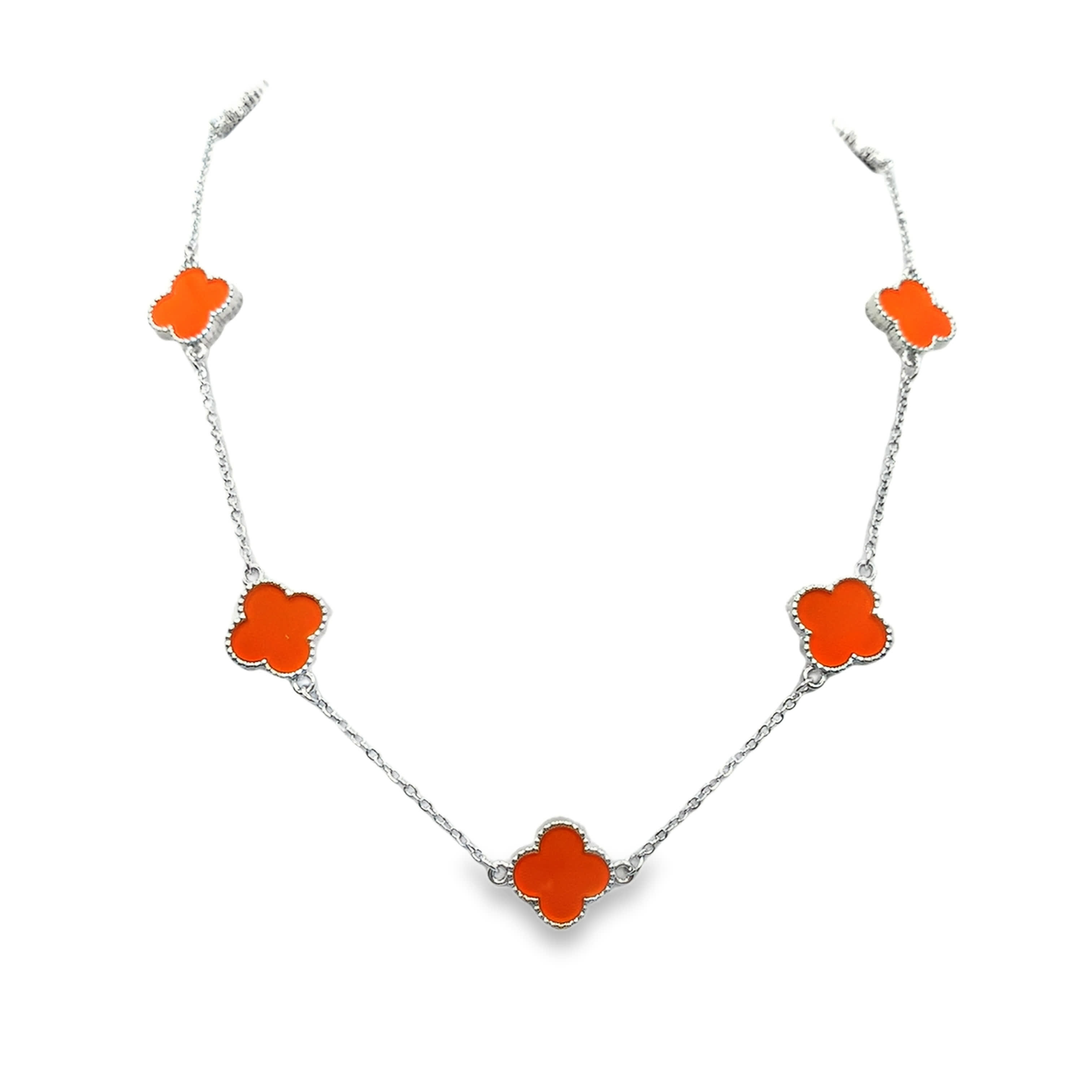 Nowoczesny posrebrzany naszyjnik warstwowy z barokowym kaboszonem kamienia pomarańczowego agatu