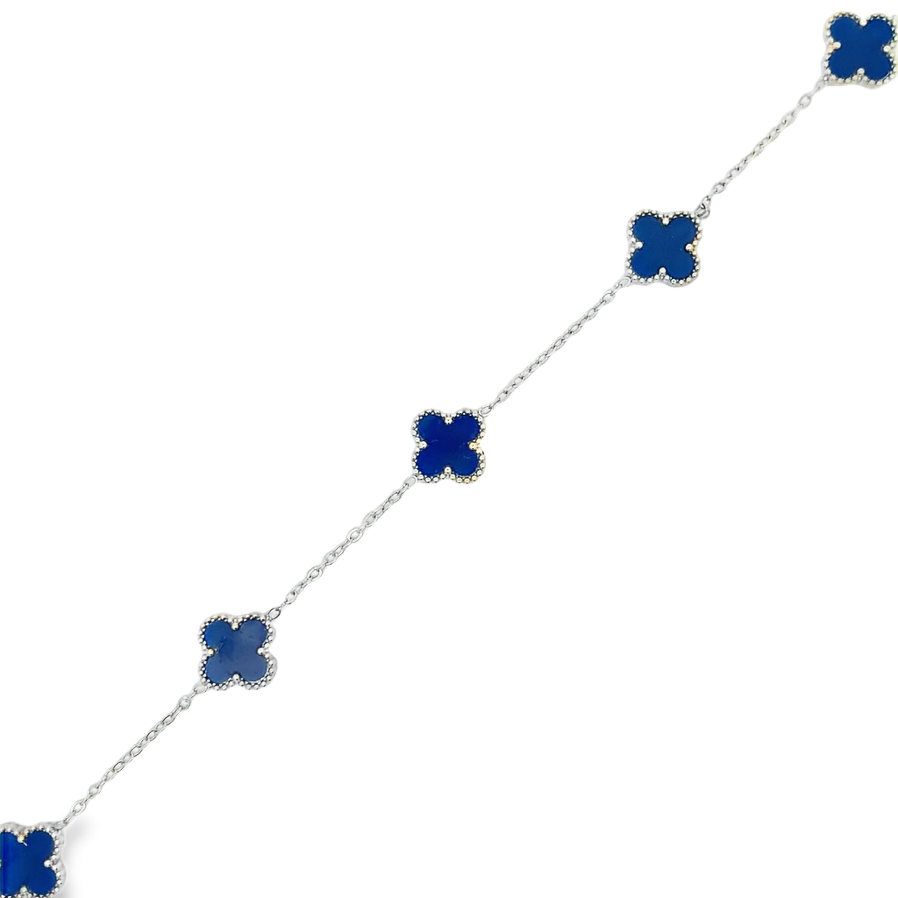 Bransoletka łańcuszkowa z malachitem i koniczyną w odcieniu posrebrzenia