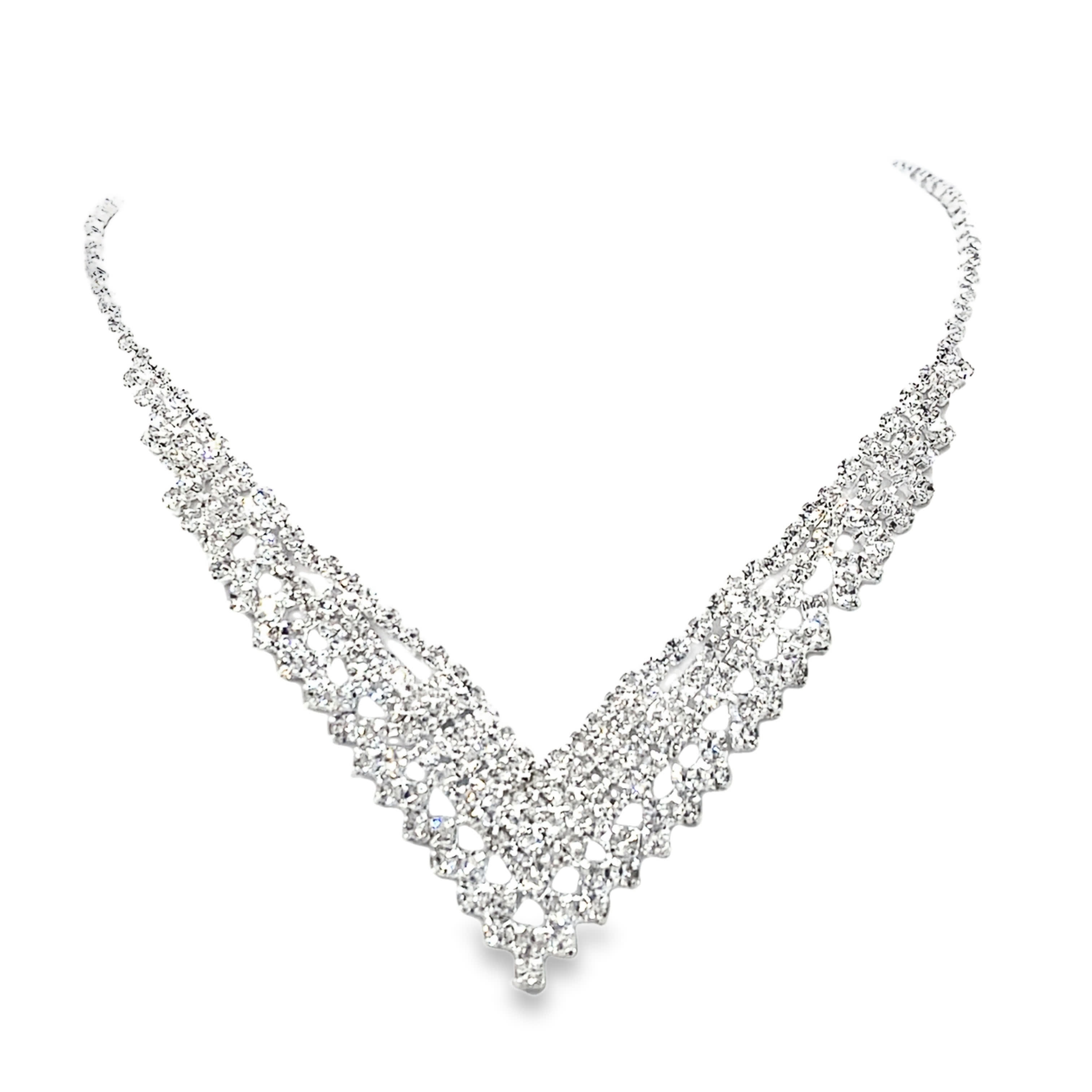 Naszyjnik z kamieniami o szlifie okrągłym i kryształem