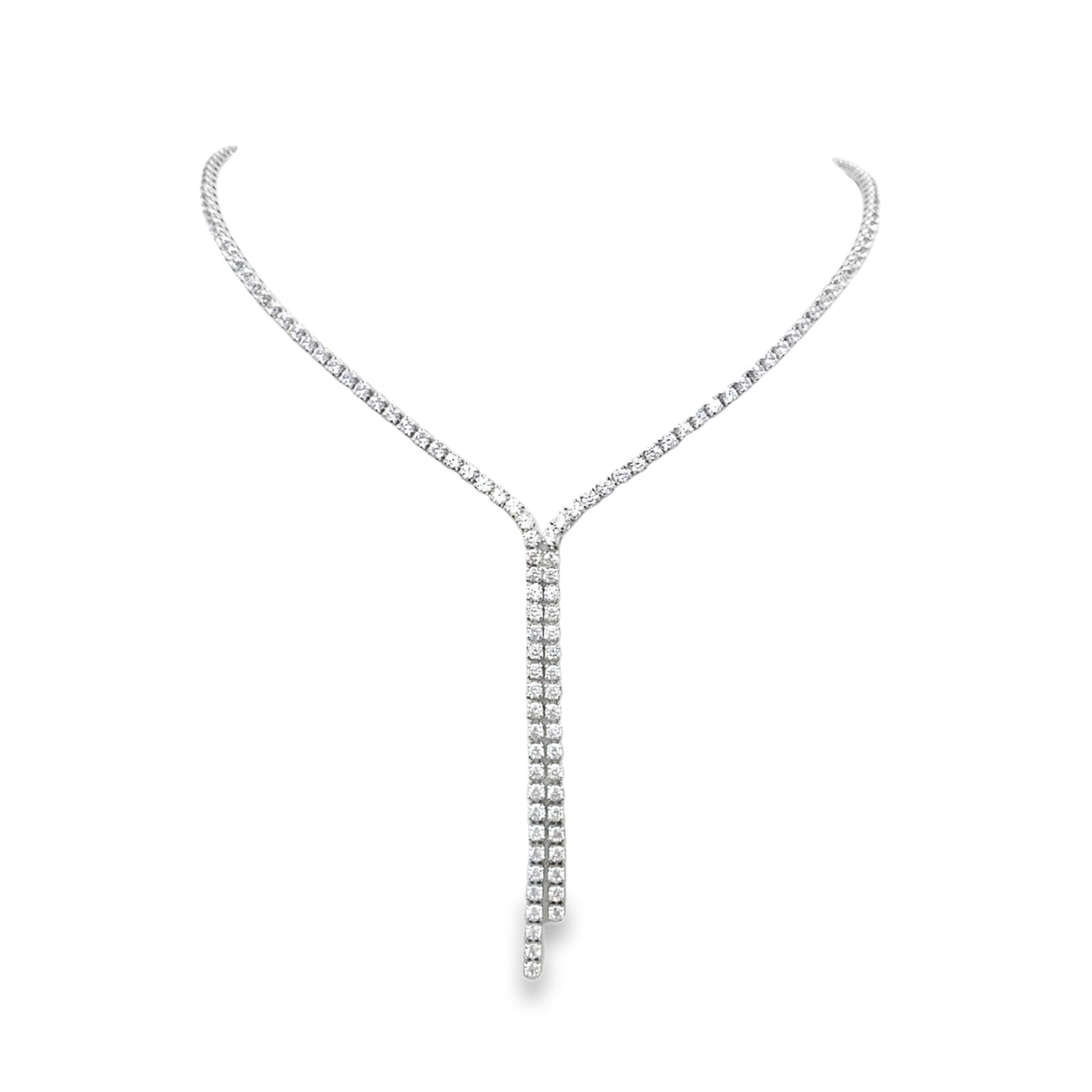 Naszyjnik z białego złota z diamentami w kształcie litery Y i okrągłymi diamentami