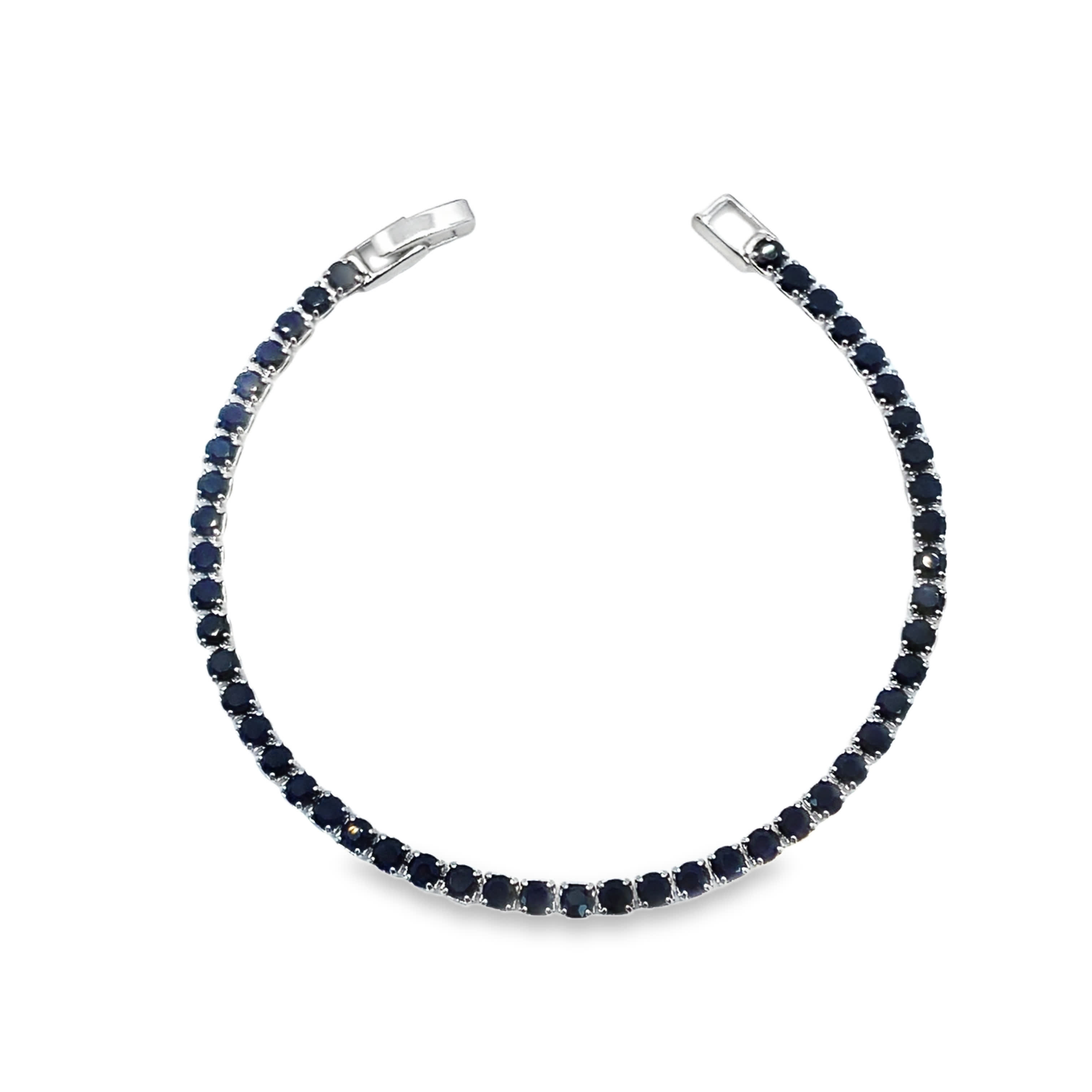 Elegancka bransoletka tenisowa z białego złota na srebrze z okrągłym onyksem