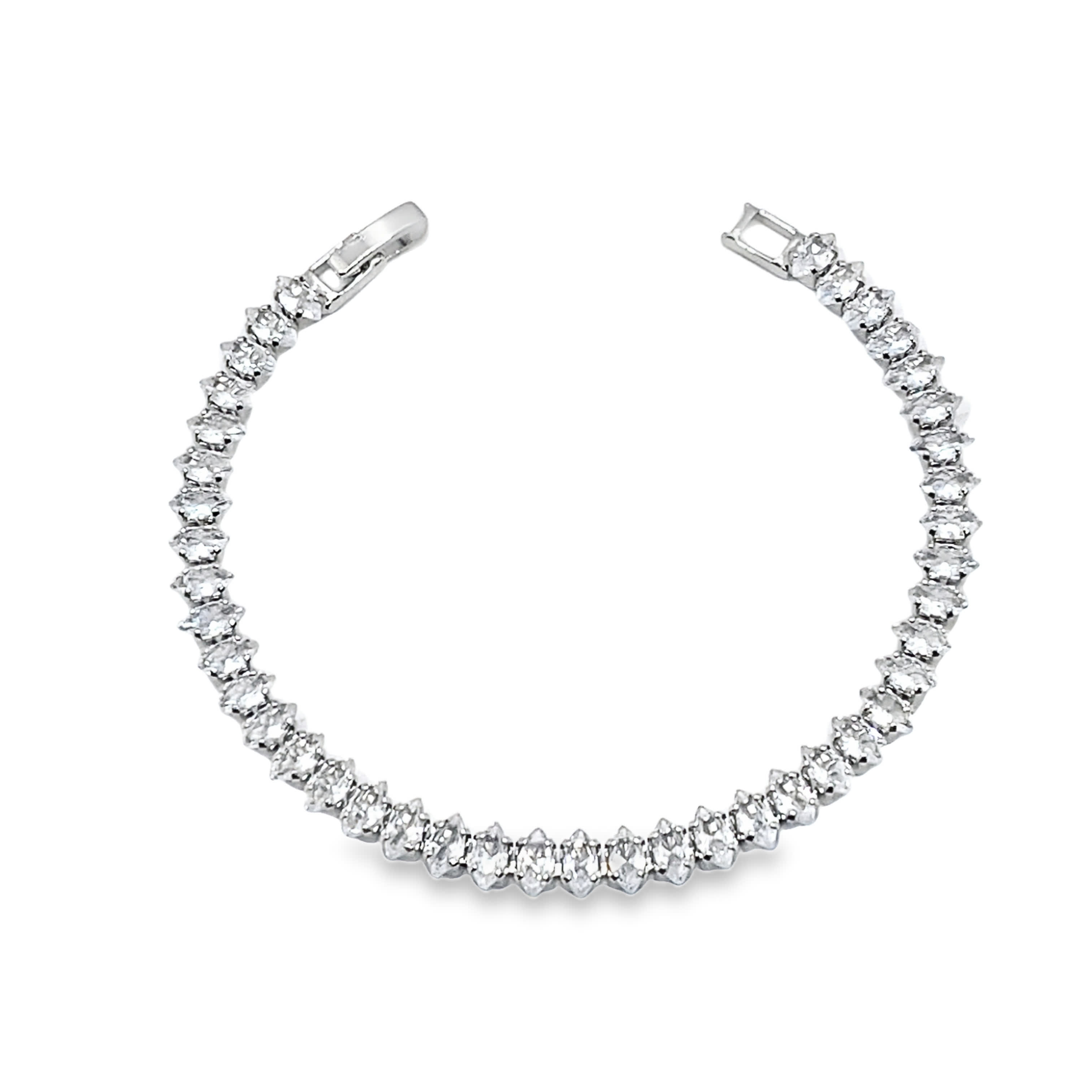 Srebrna bransoletka tenisowa z brylantami o szlifie owalnym