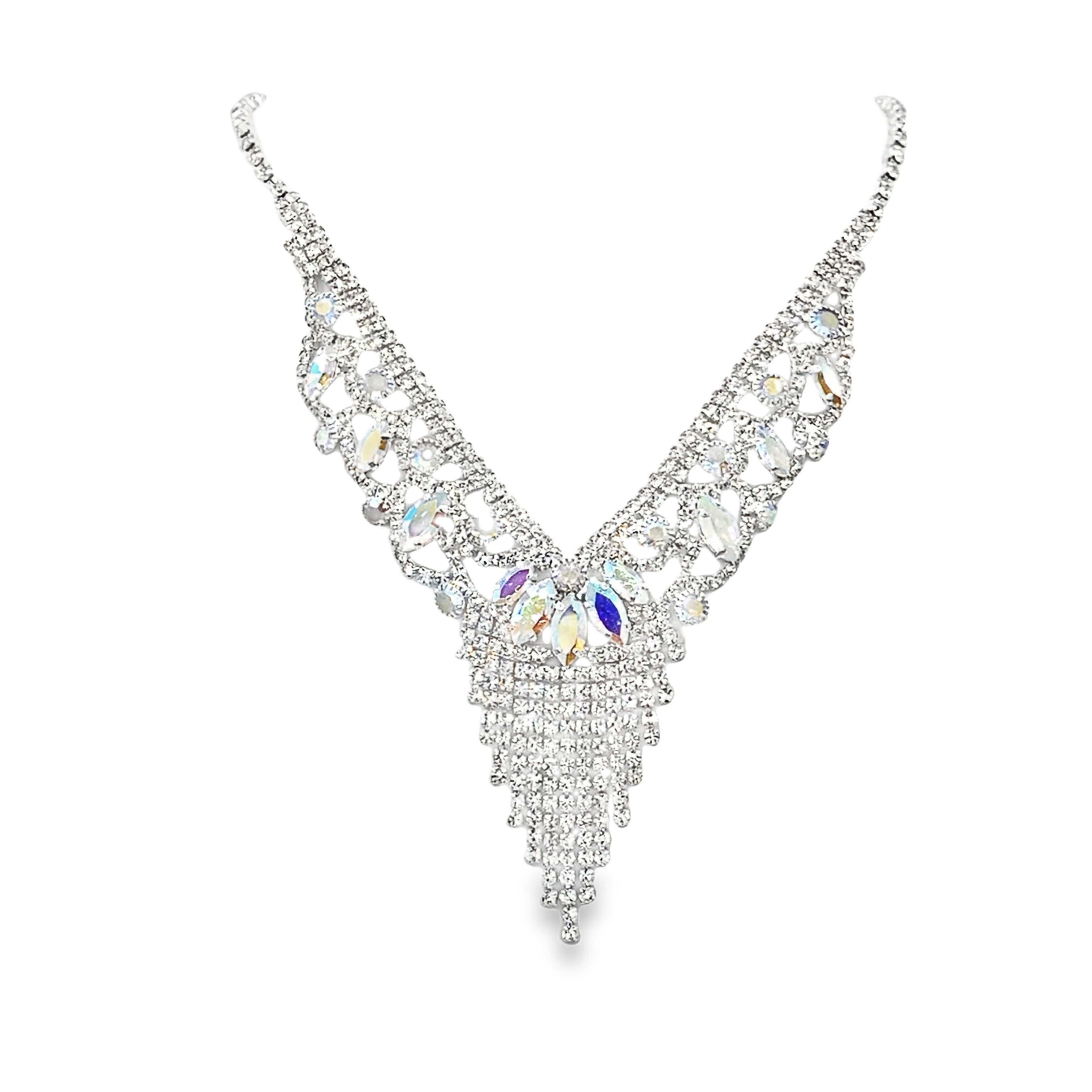 Elegancki naszyjnik kaskadowy z białego złota z kryształkami