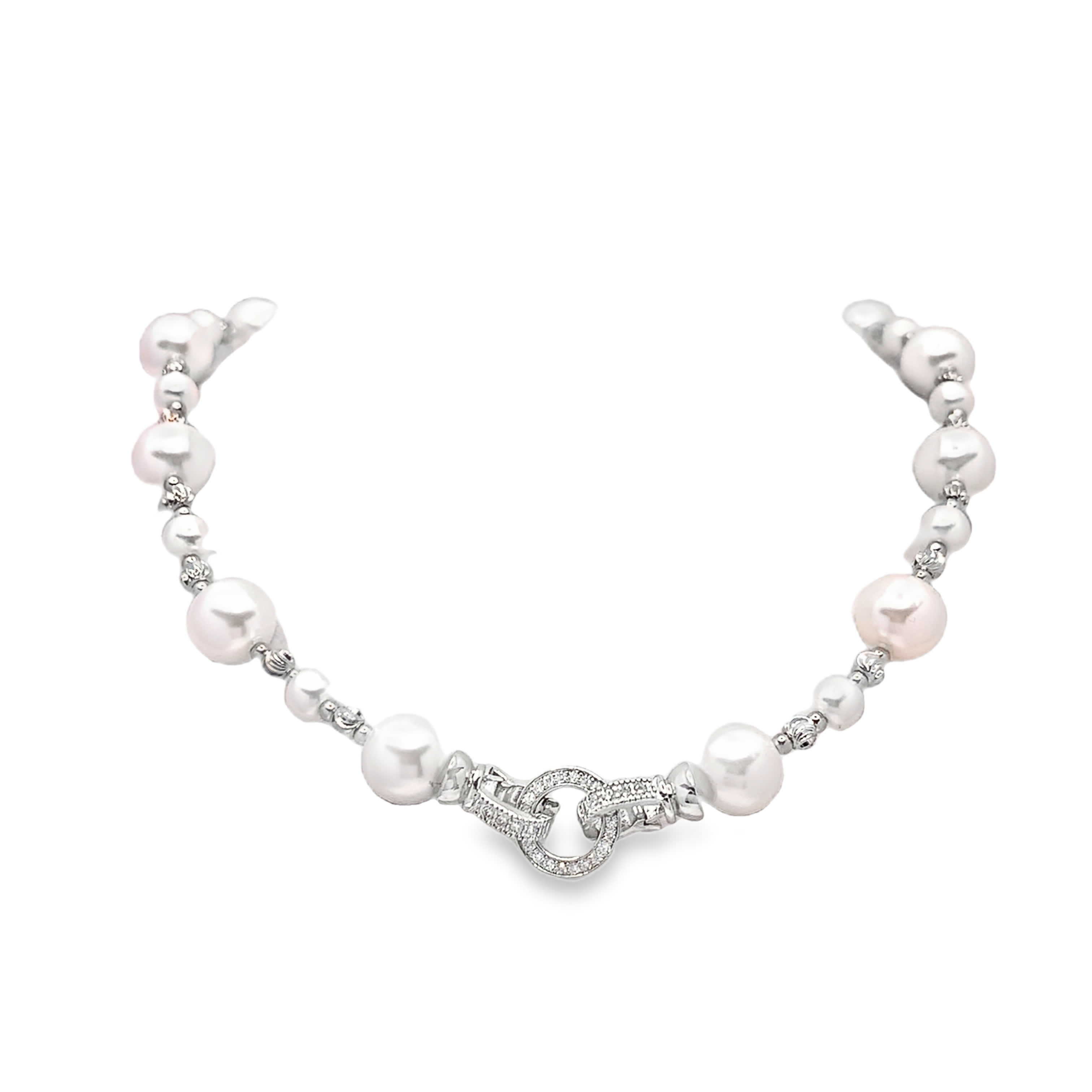 Naszyjnik z pereł kaboszonowych i metalu