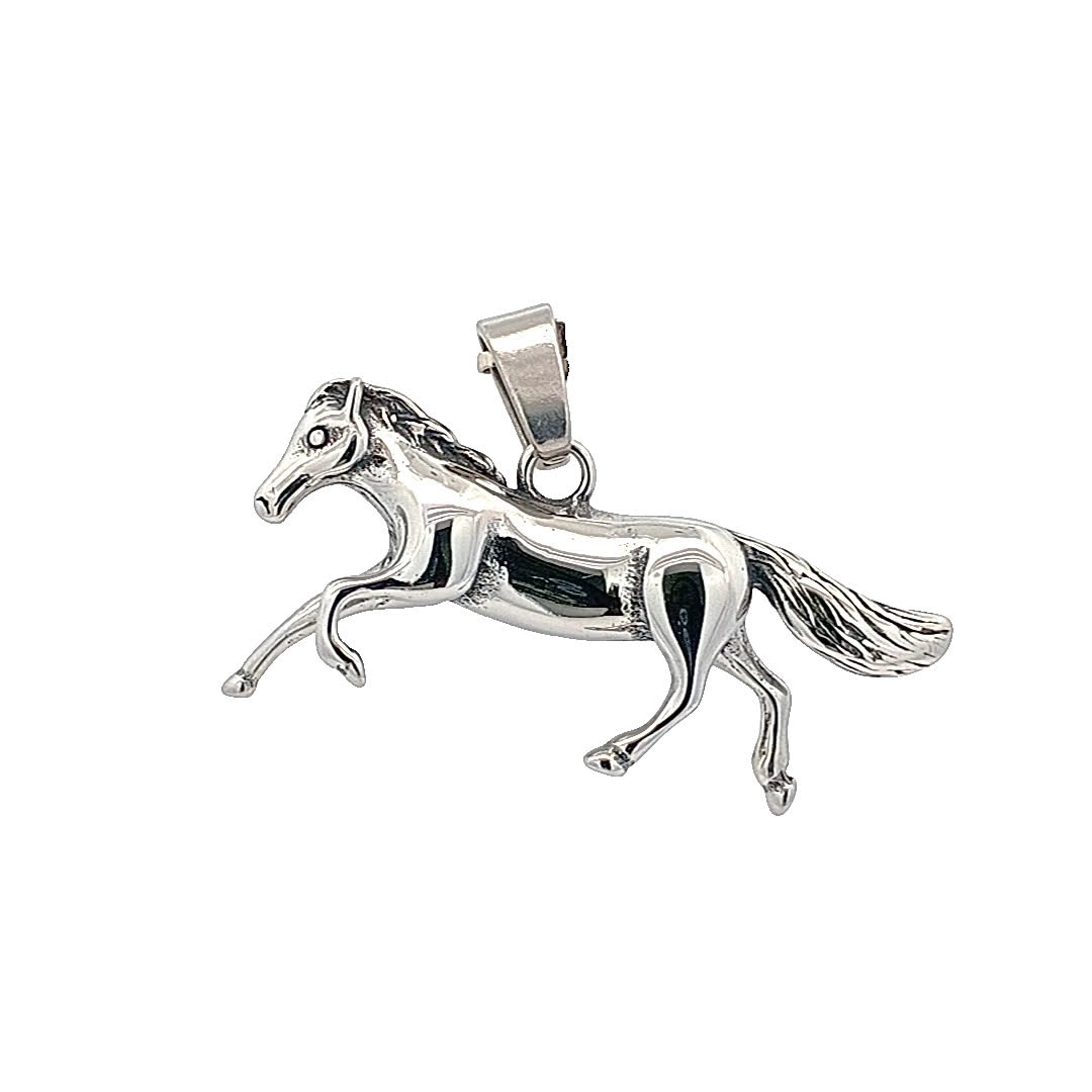Elegancki posrebrzany wisiorek w kształcie konia