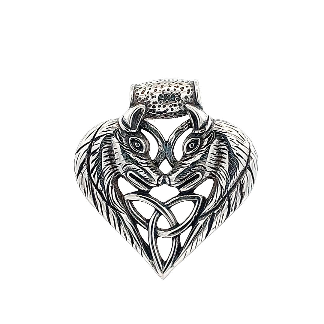 Skomplikowany posrebrzany wisiorek sowa