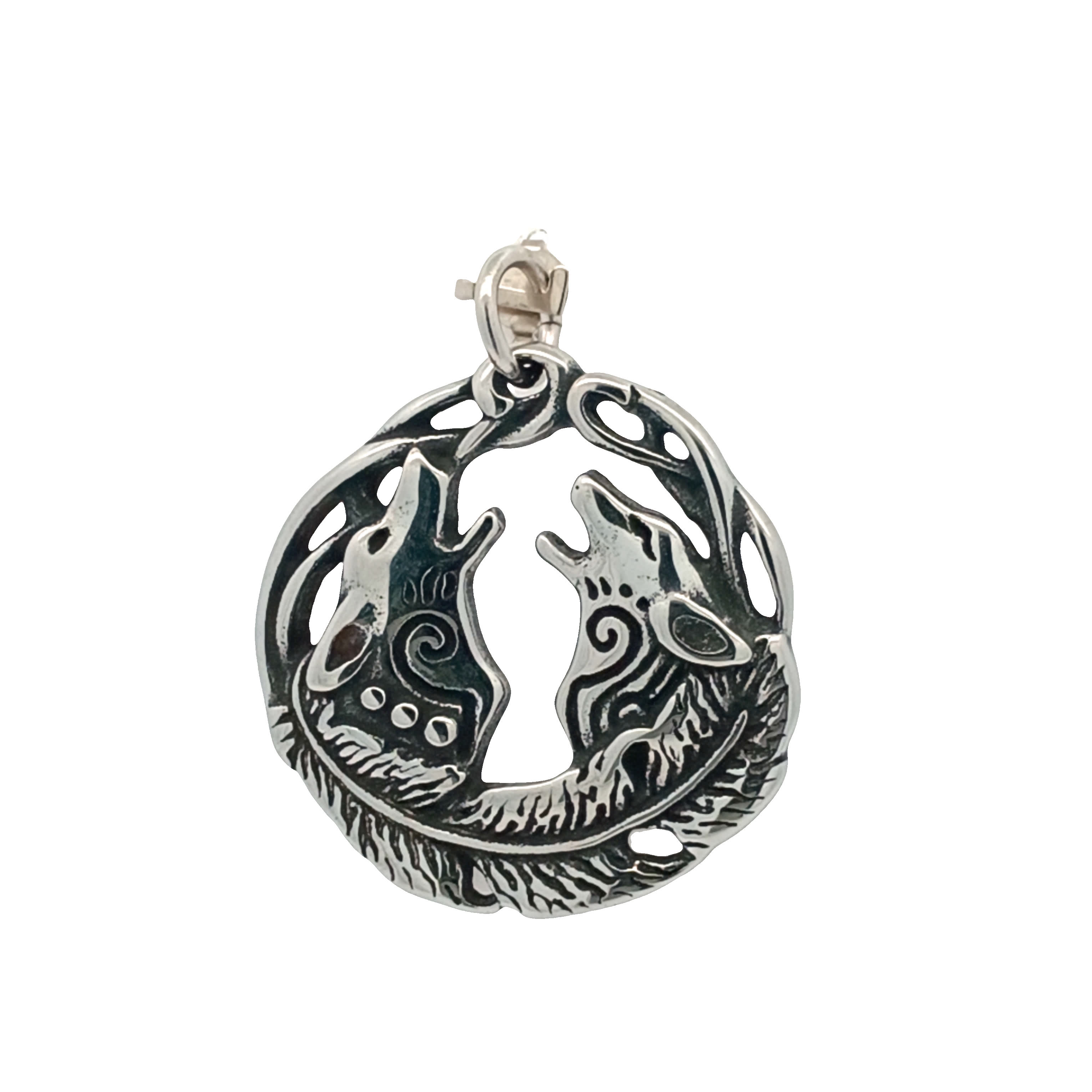 Skomplikowany projekt srebrnego wisiorka