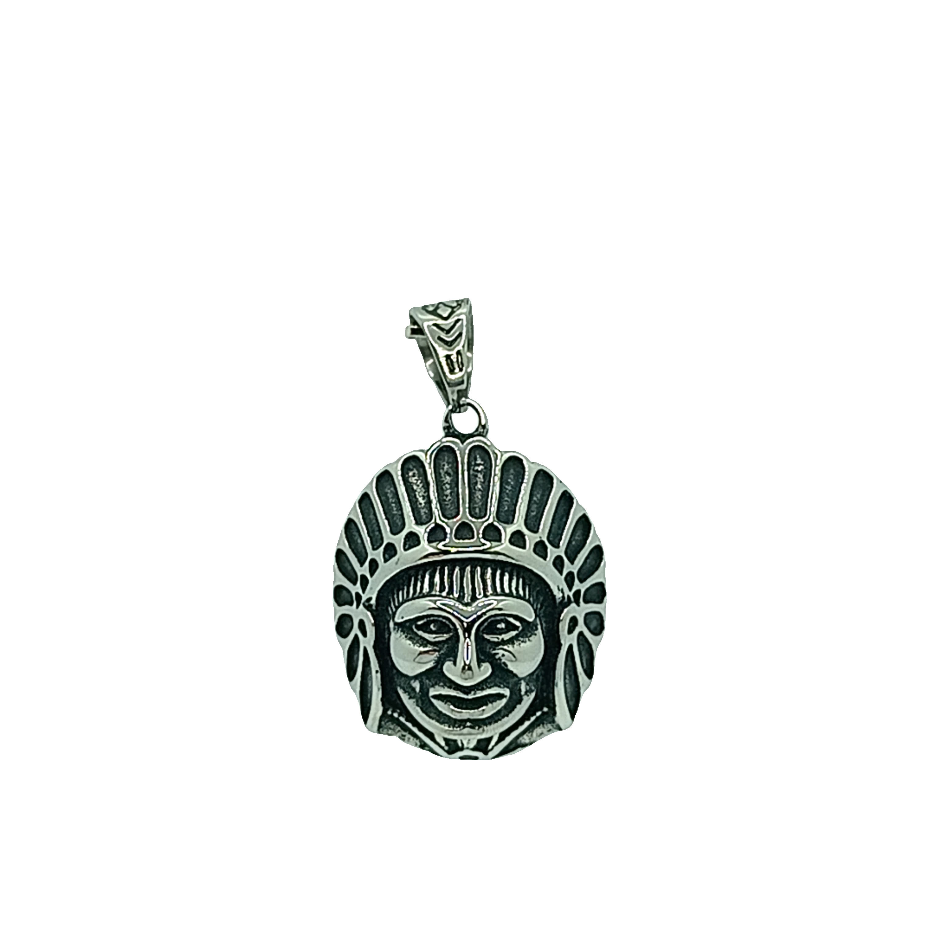 Skomplikowany wzór wisiorka plemiennego