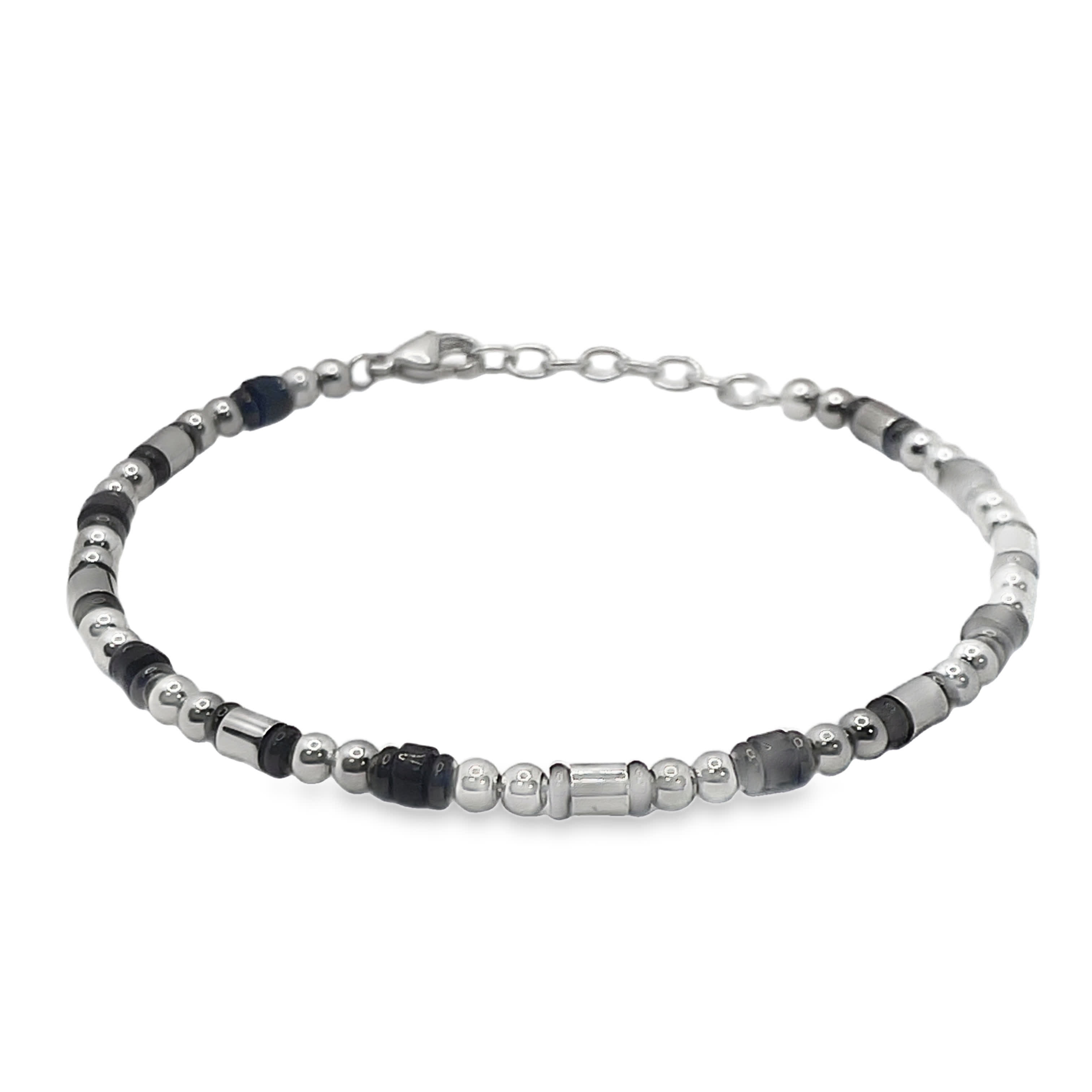 Nowoczesna posrebrzana bransoletka z koralikami