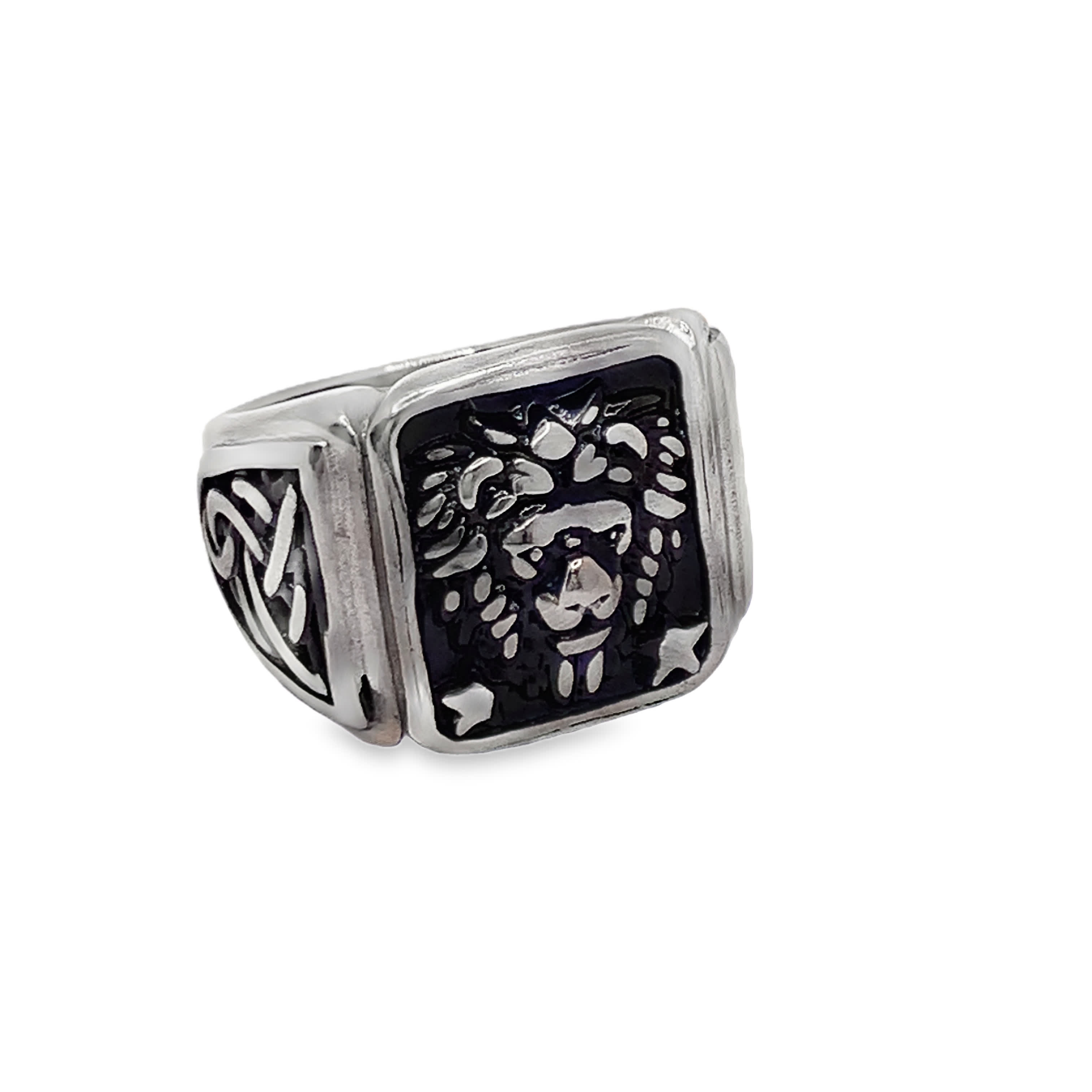 Posrebrzany sygnet z herbem lwa