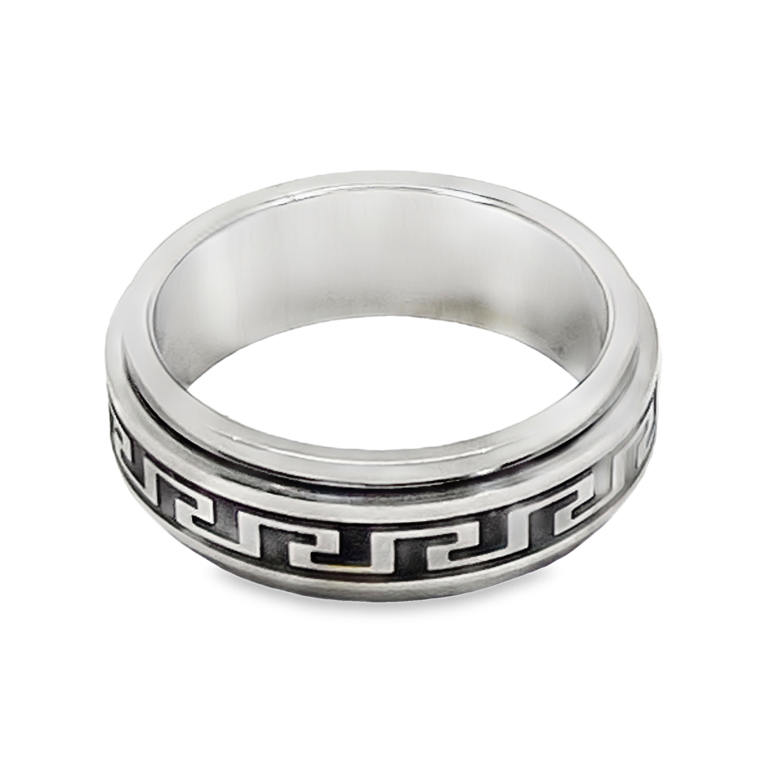 Klasyczny posrebrzany pierścionek z misternym wzorem