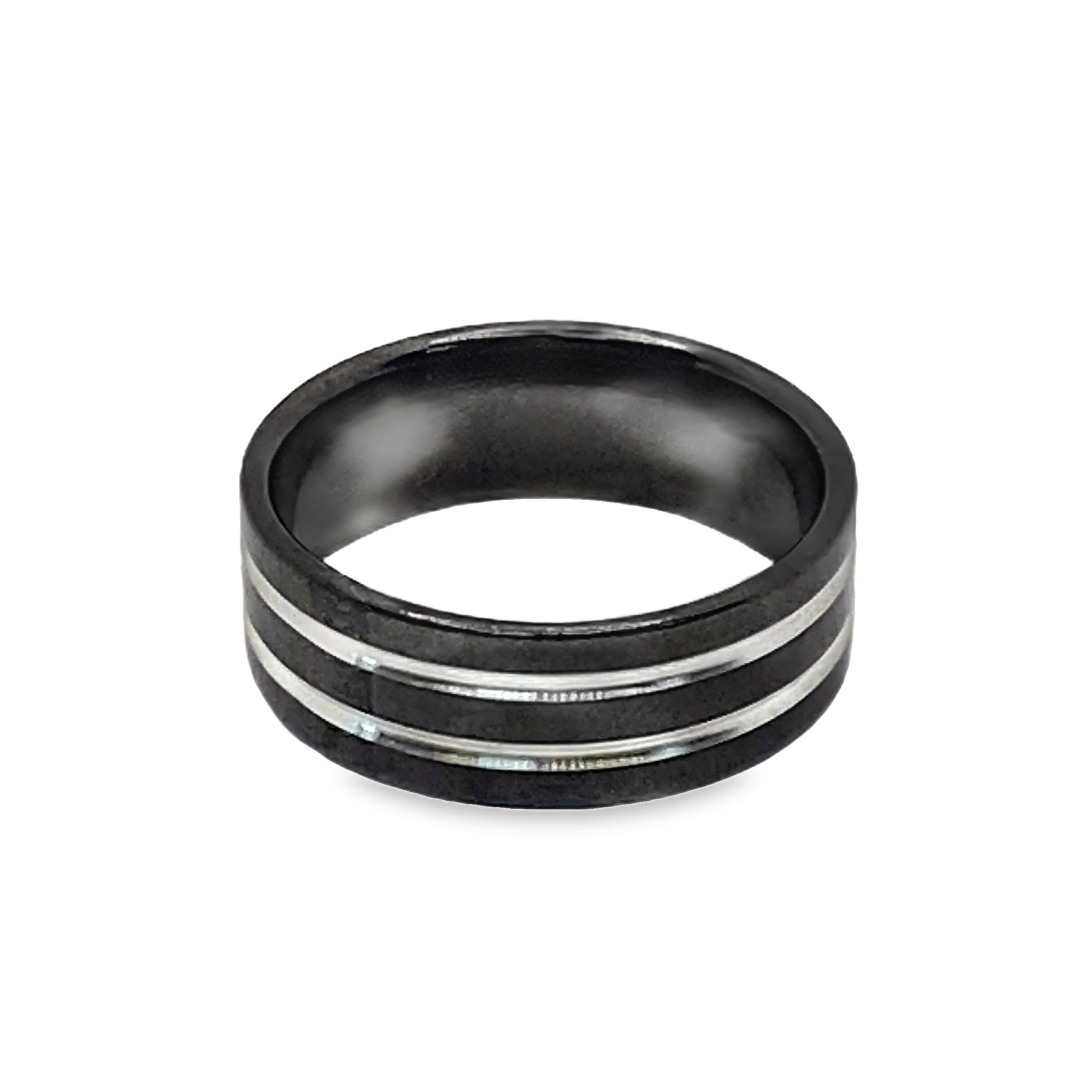 Nowoczesny pierścień bez metalu z metalowymi paskami