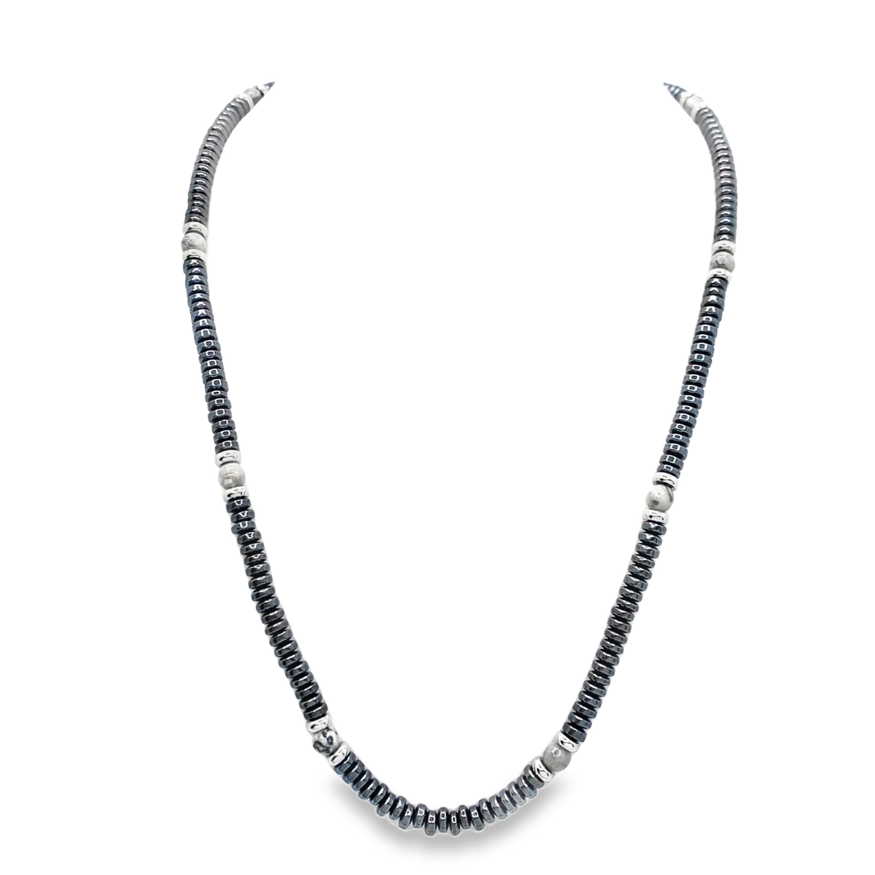 Naszyjnik z koralików wykonany ręcznie