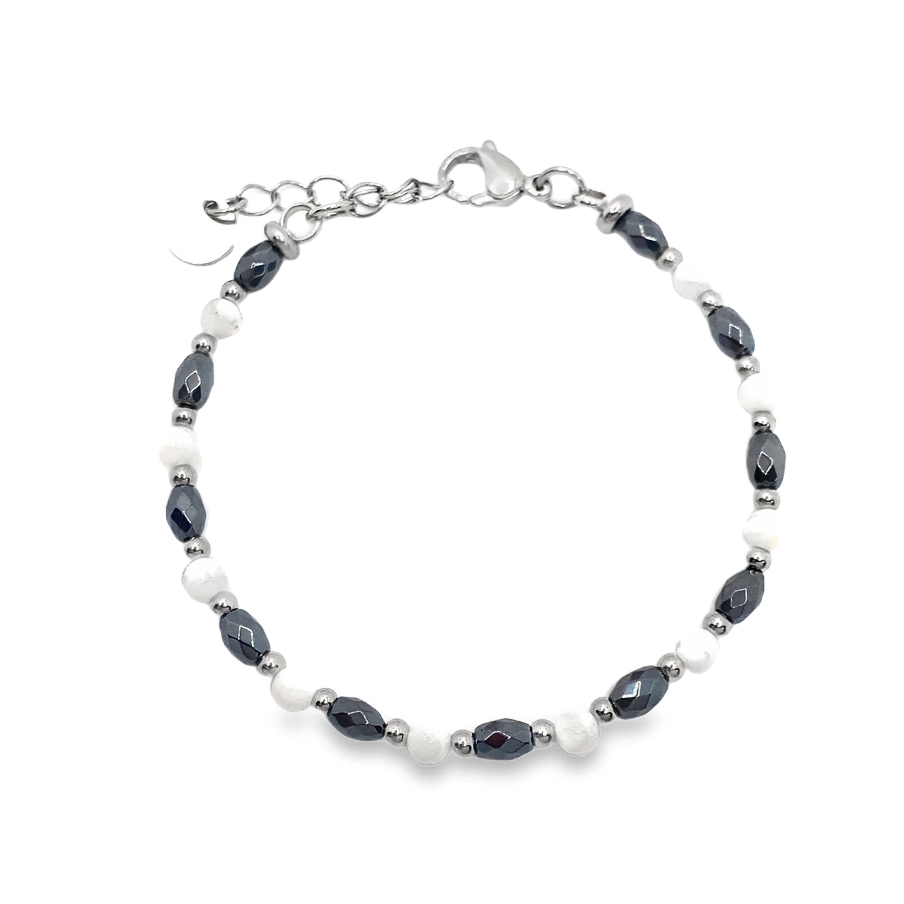 Posrebrzana bransoletka z koralikami: nowoczesna elegancja w designie