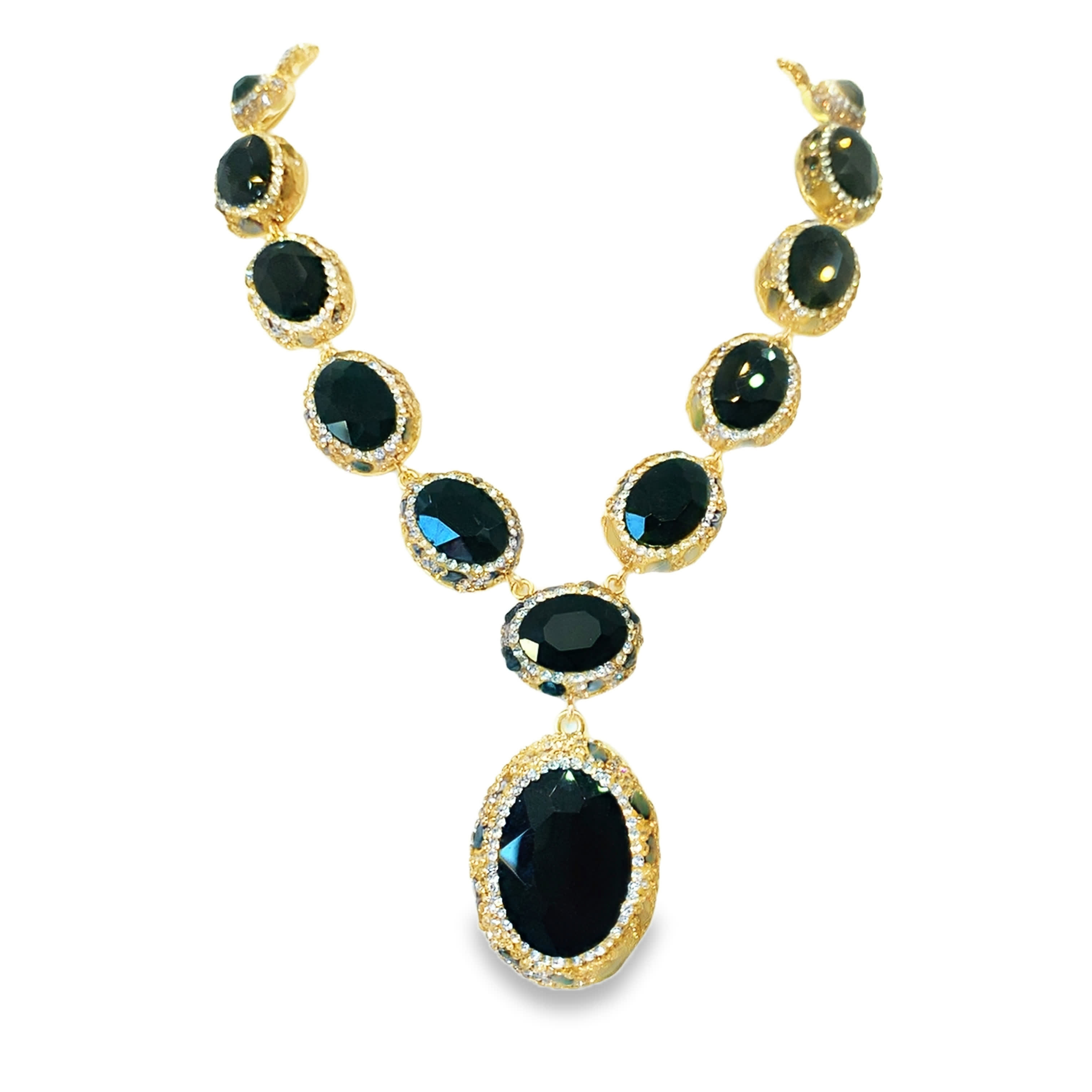Elegant Yellow Gold Oval Onyx Beaded Necklace
