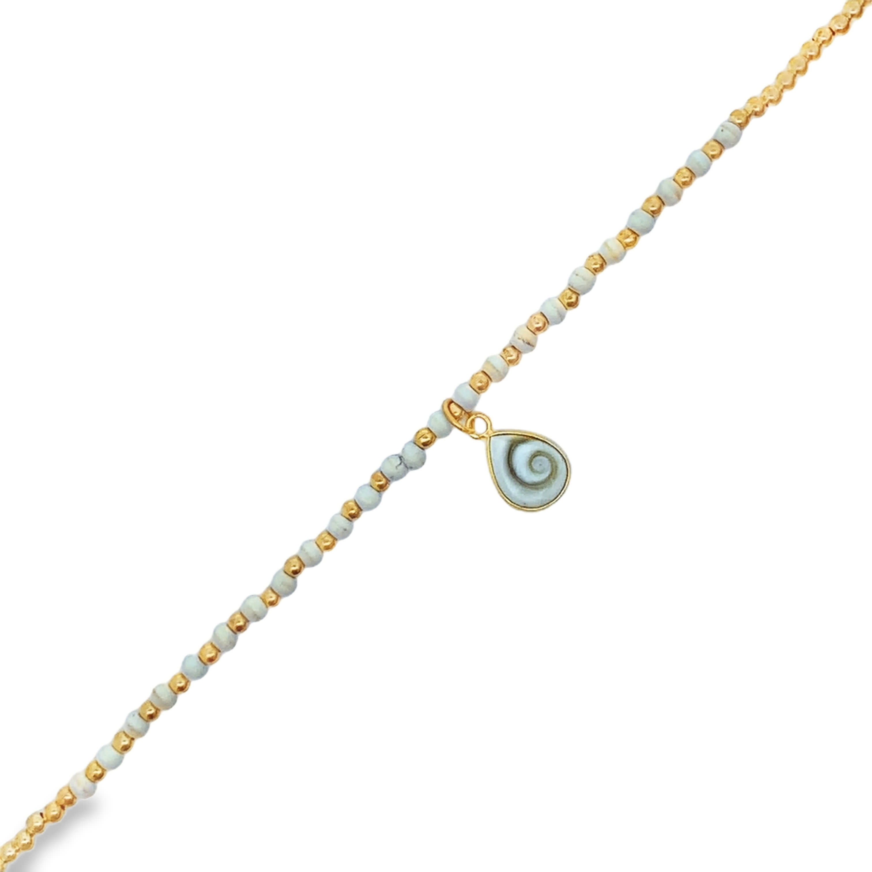 Yellow Gold Beaded Necklace with Agate Teardrop Pendant