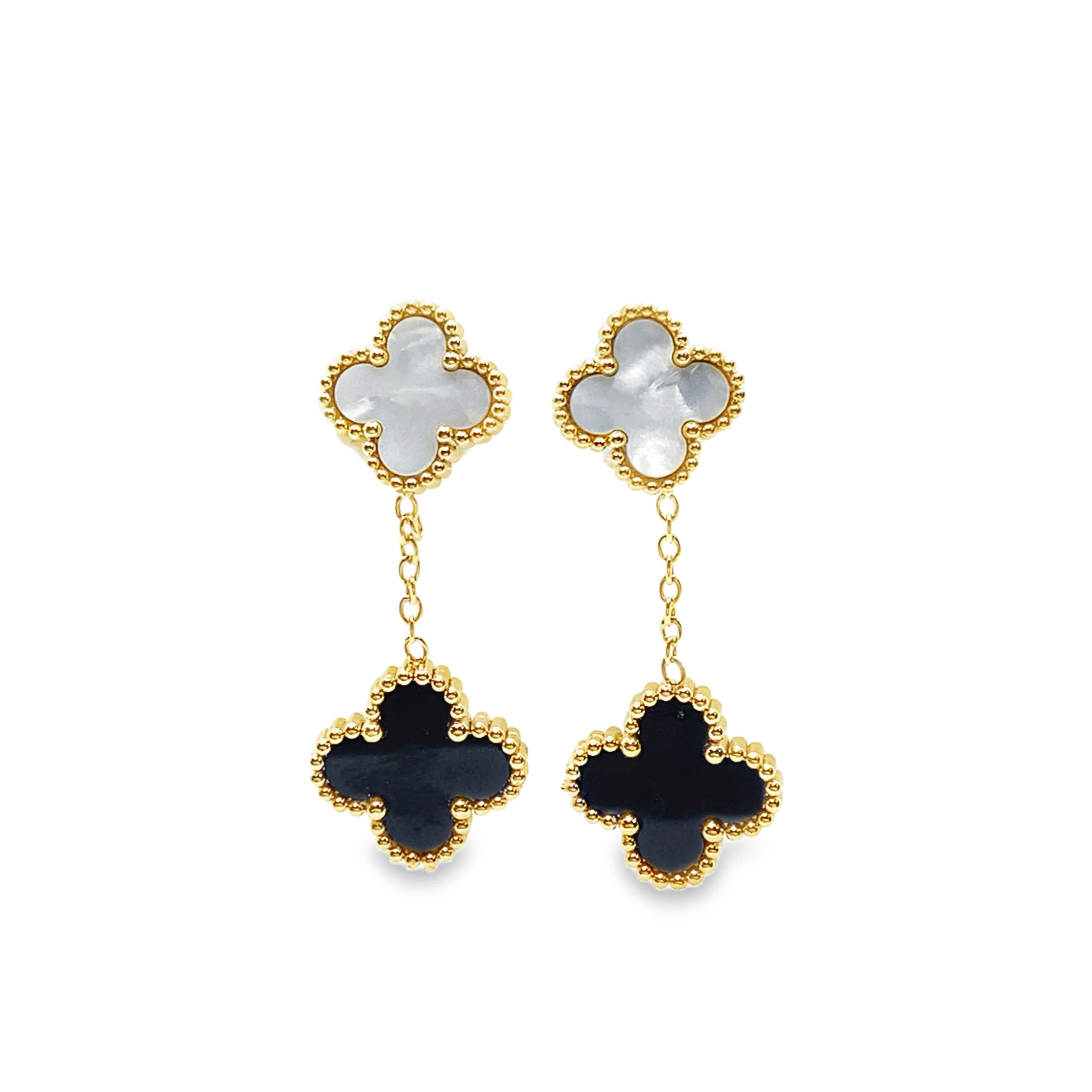 Kolczyki wiszące z koniczyną