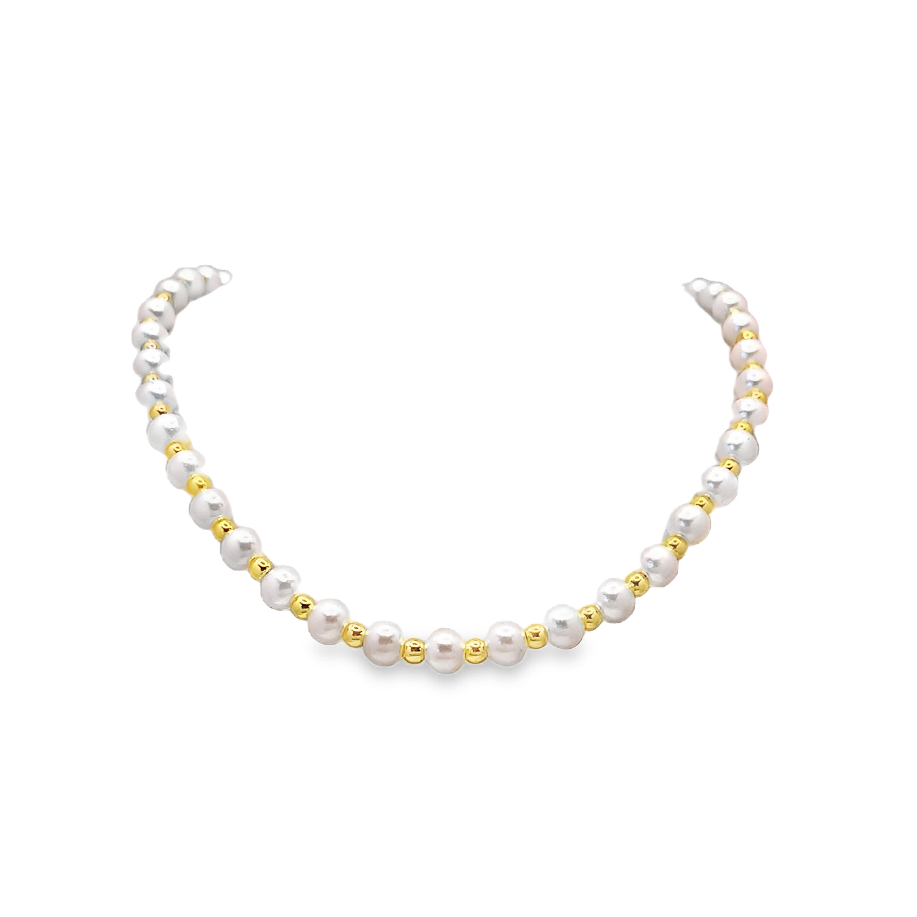 Elegancki perłowy naszyjnik z akcentami z metalu