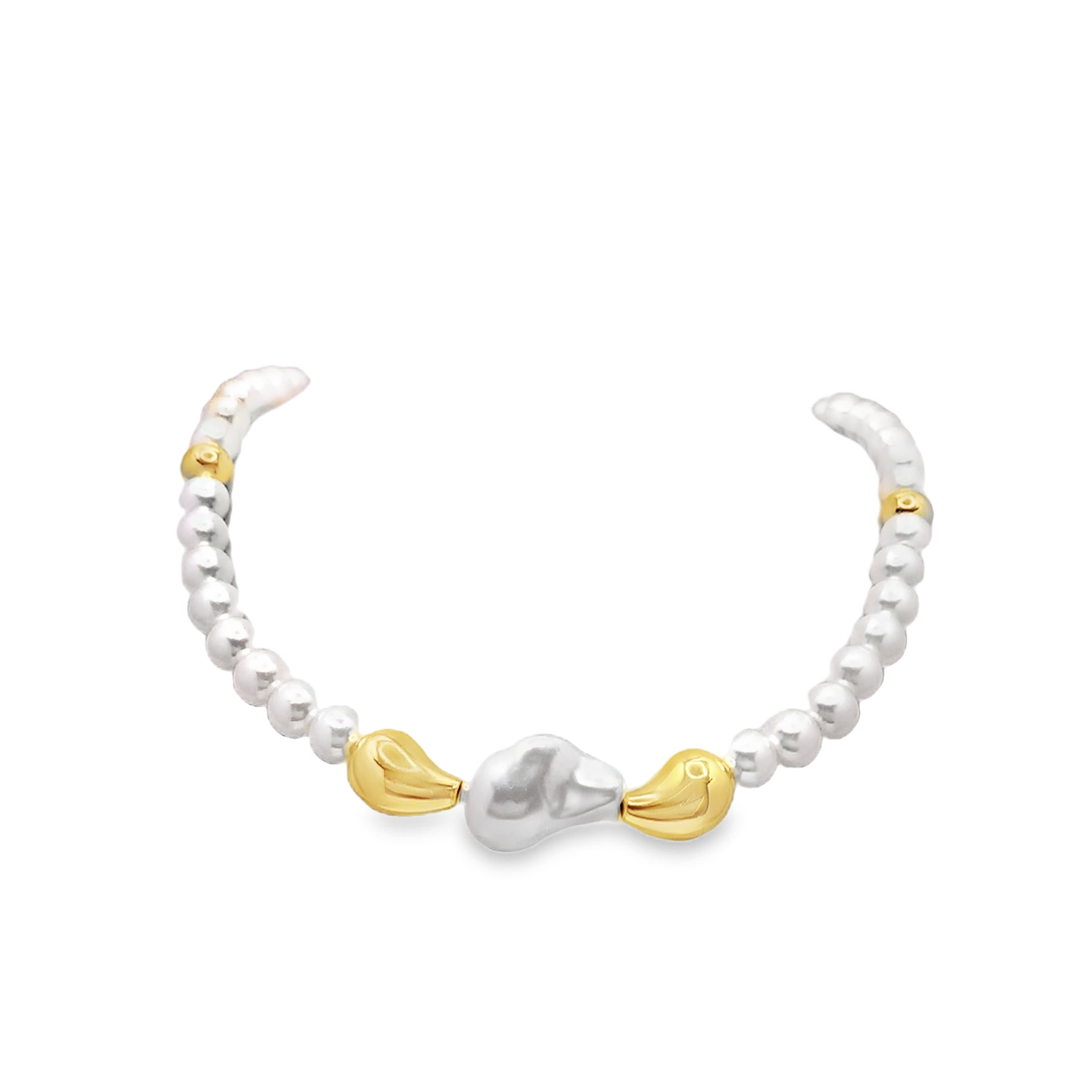 Bransoletka z metalu z okrągłymi koralikami pereł