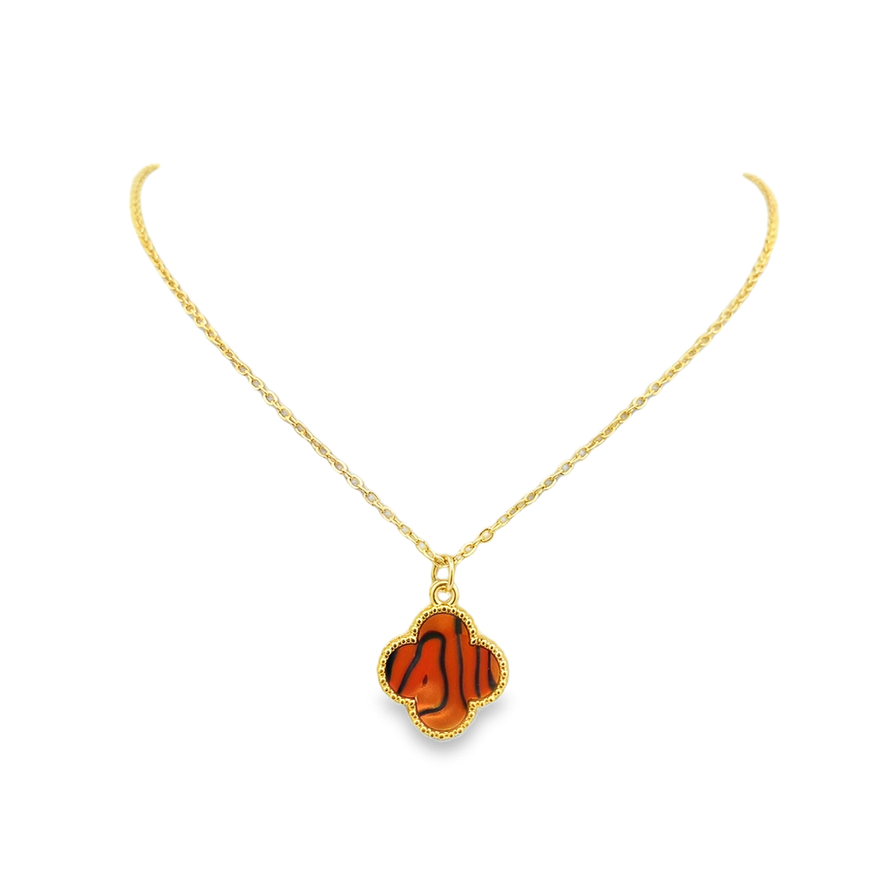 Baroque Yellowish-Orange Agate Cabochon Charm Necklace in Yellow Gold