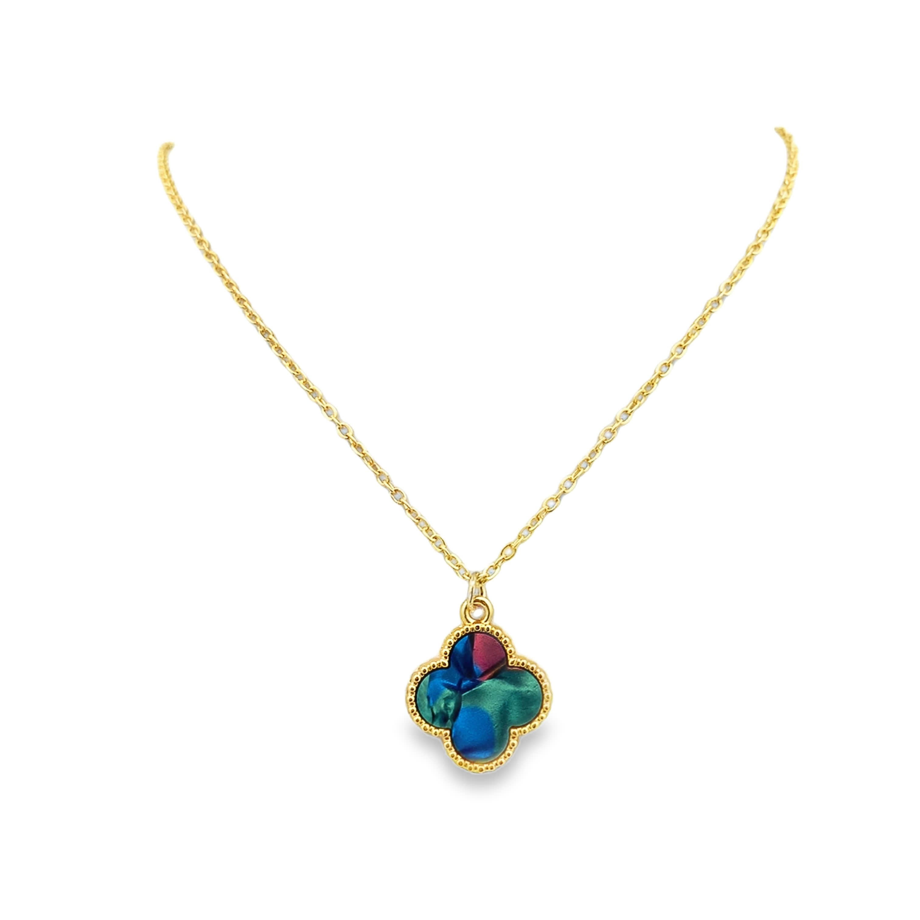 Natural Cabochon Green-Blue Agate Pendant Necklace in Yellow Gold
