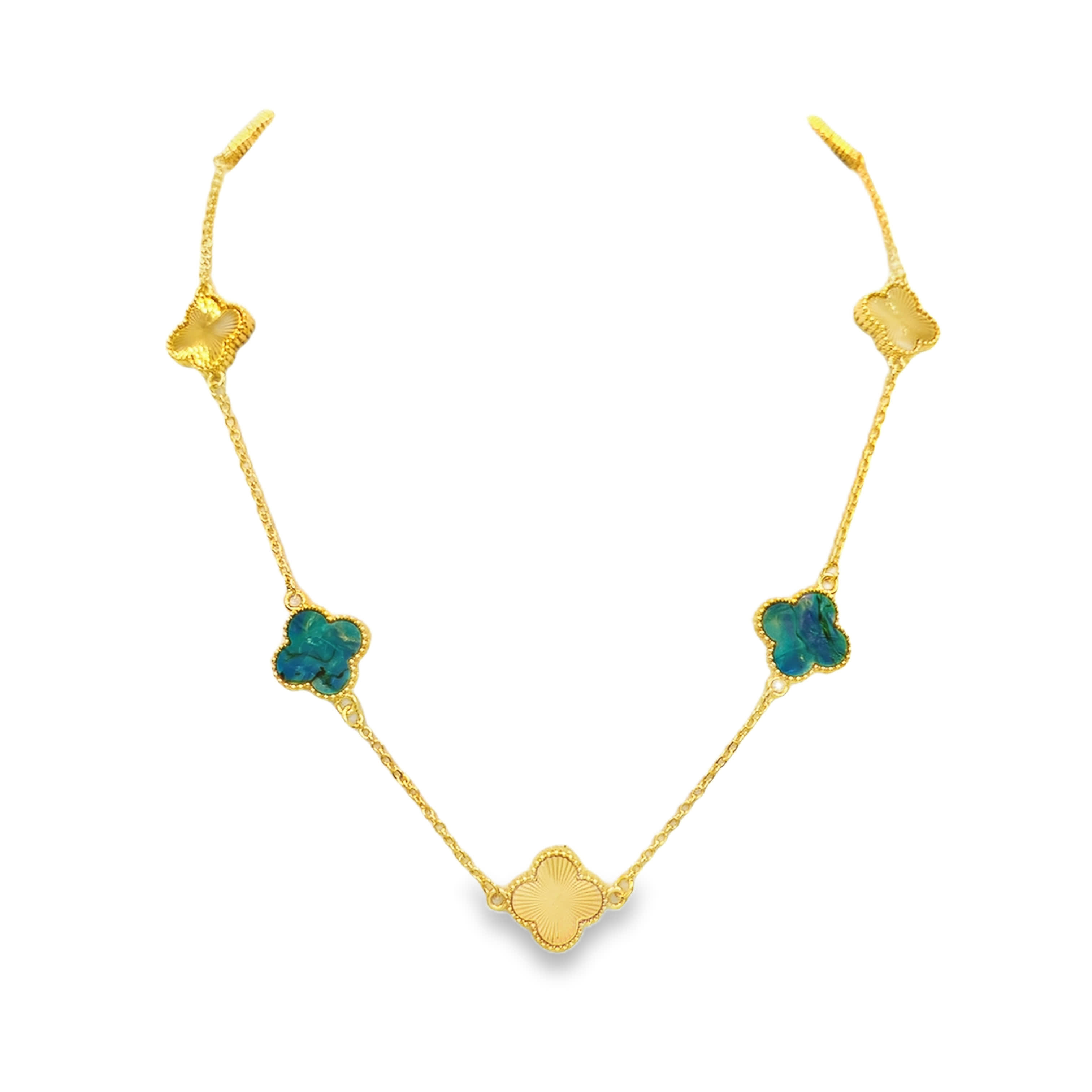 Quatrefoil Malachite Cabochon Charm Necklace in Yellow Gold