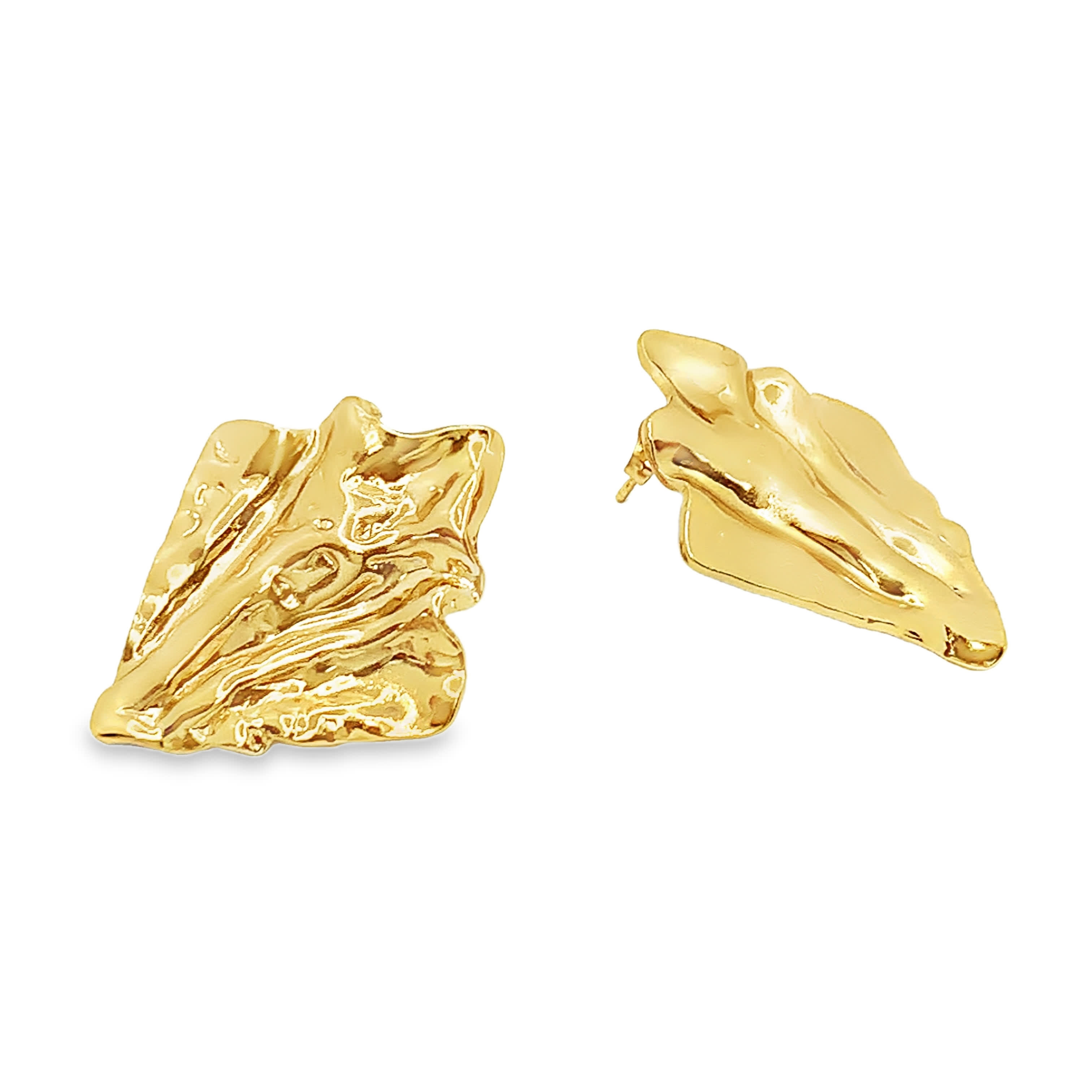 Rzeźbiarskie złocone kolczyki