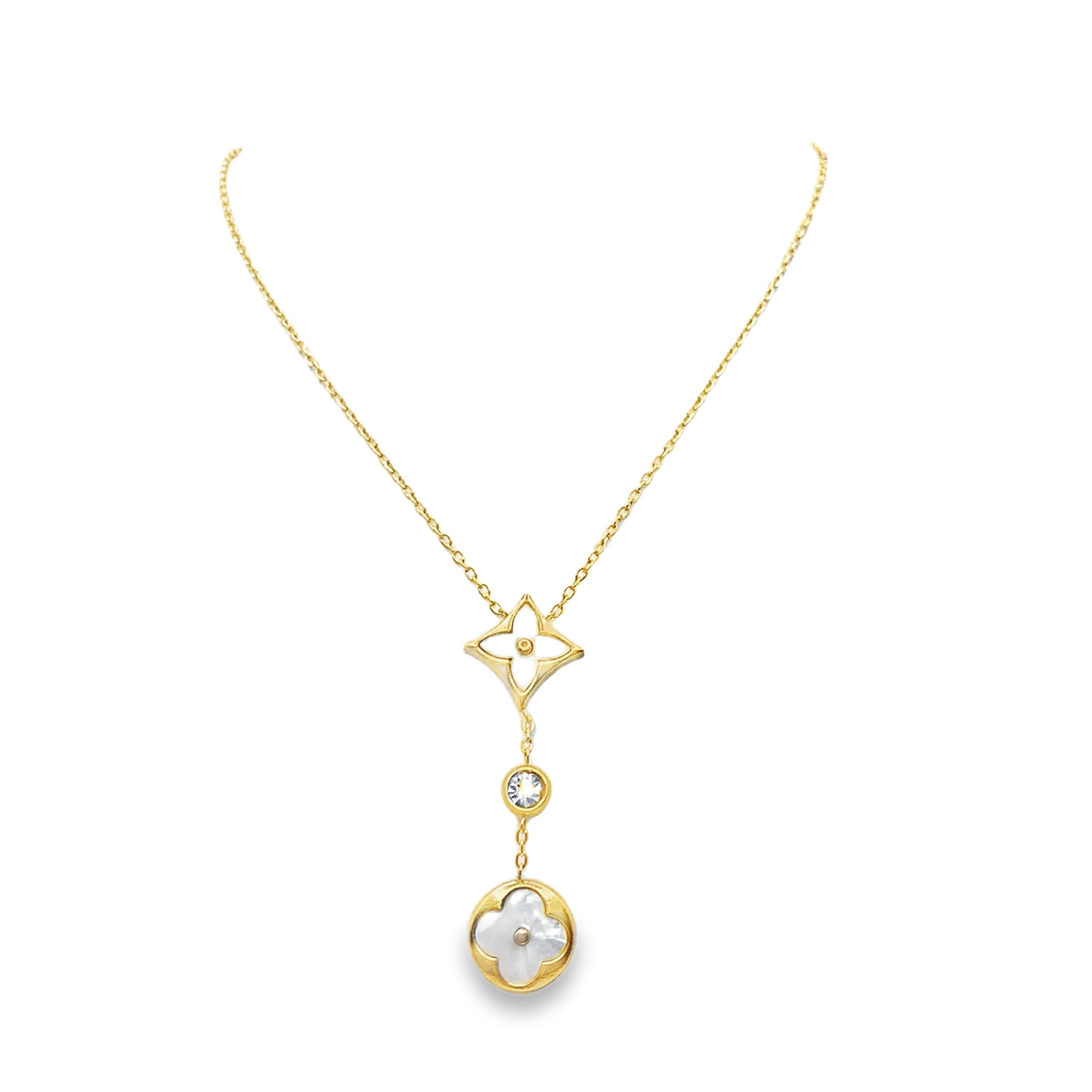 Złocony naszyjnik z zawieszką i okrągłym kamieniem