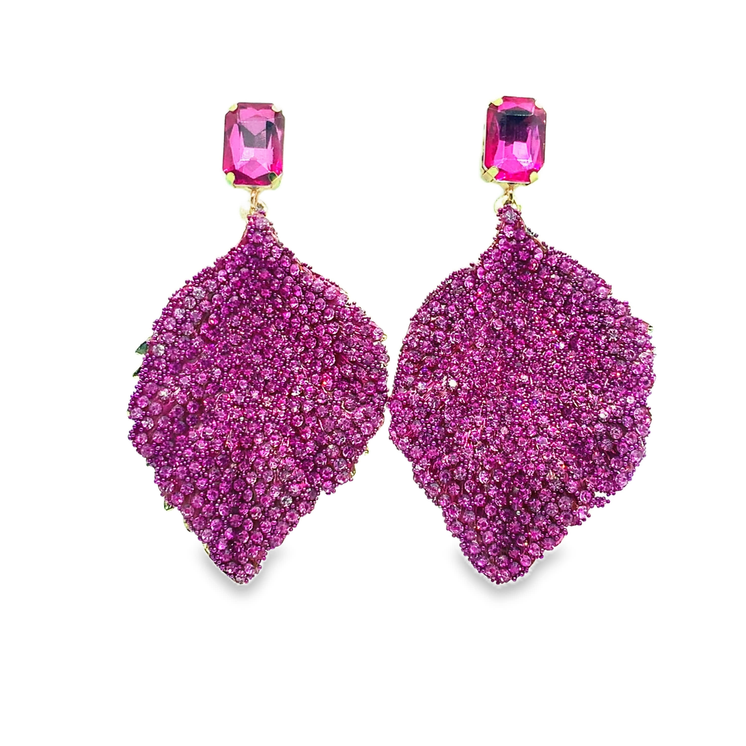 Złocone wiszące kolczyki z różowo-czerwonym rubinem