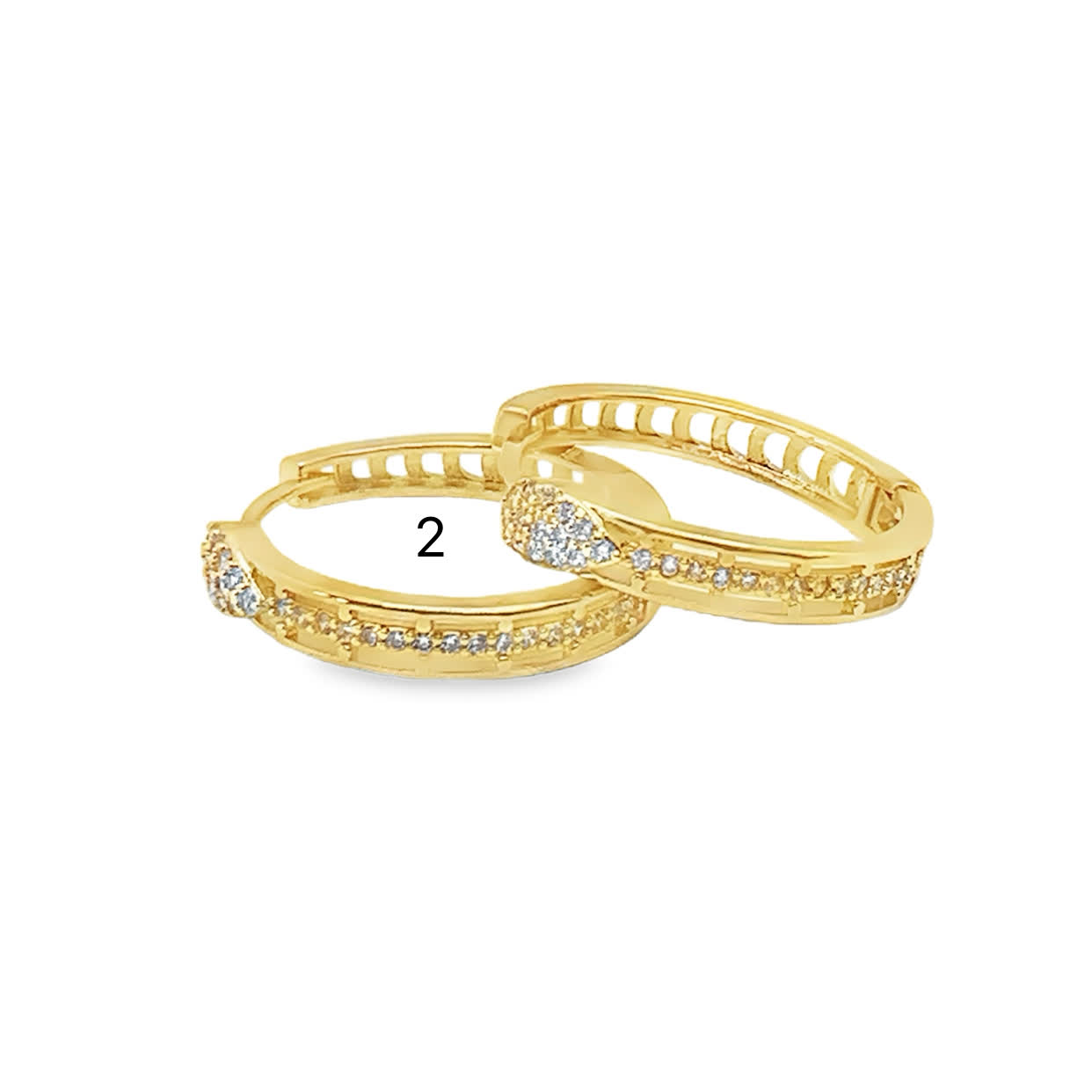 Złocone kolczyki koła z okrągłymi kamieniami