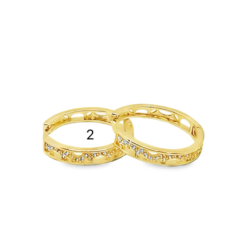 Kolczyki koła ze złoconej stali z okrągłymi kamieniami