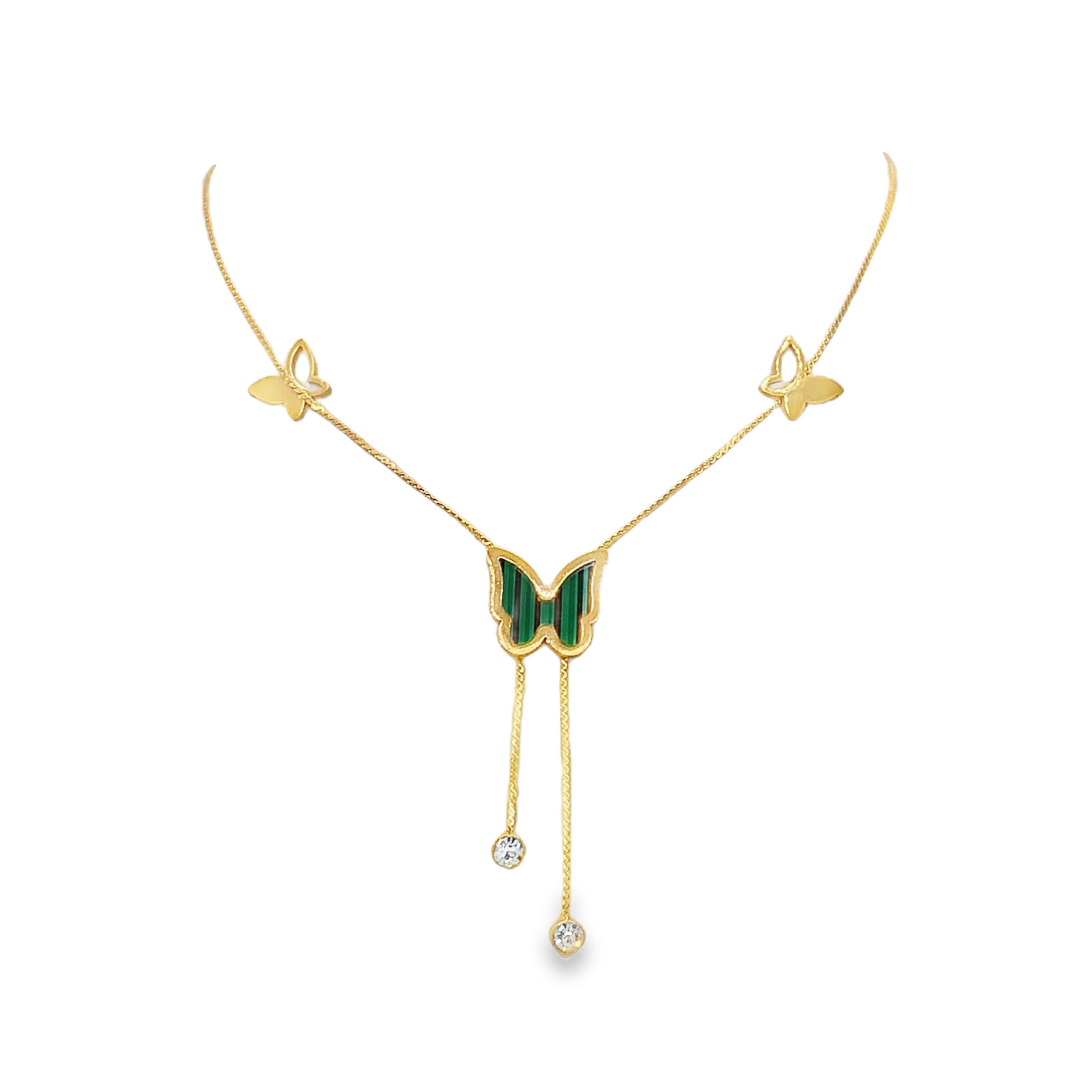 Złocony naszyjnik z zawieszkami i zielonym kaboszonem malachitu