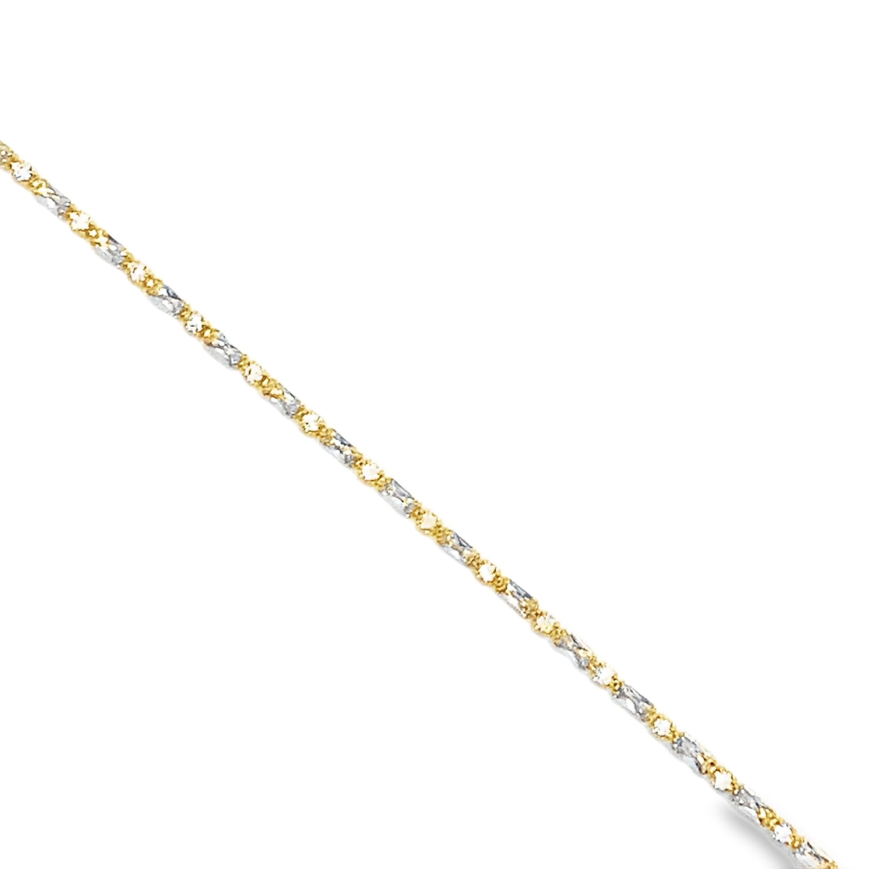 Klasyczny naszyjnik w kolorze żółtego złota