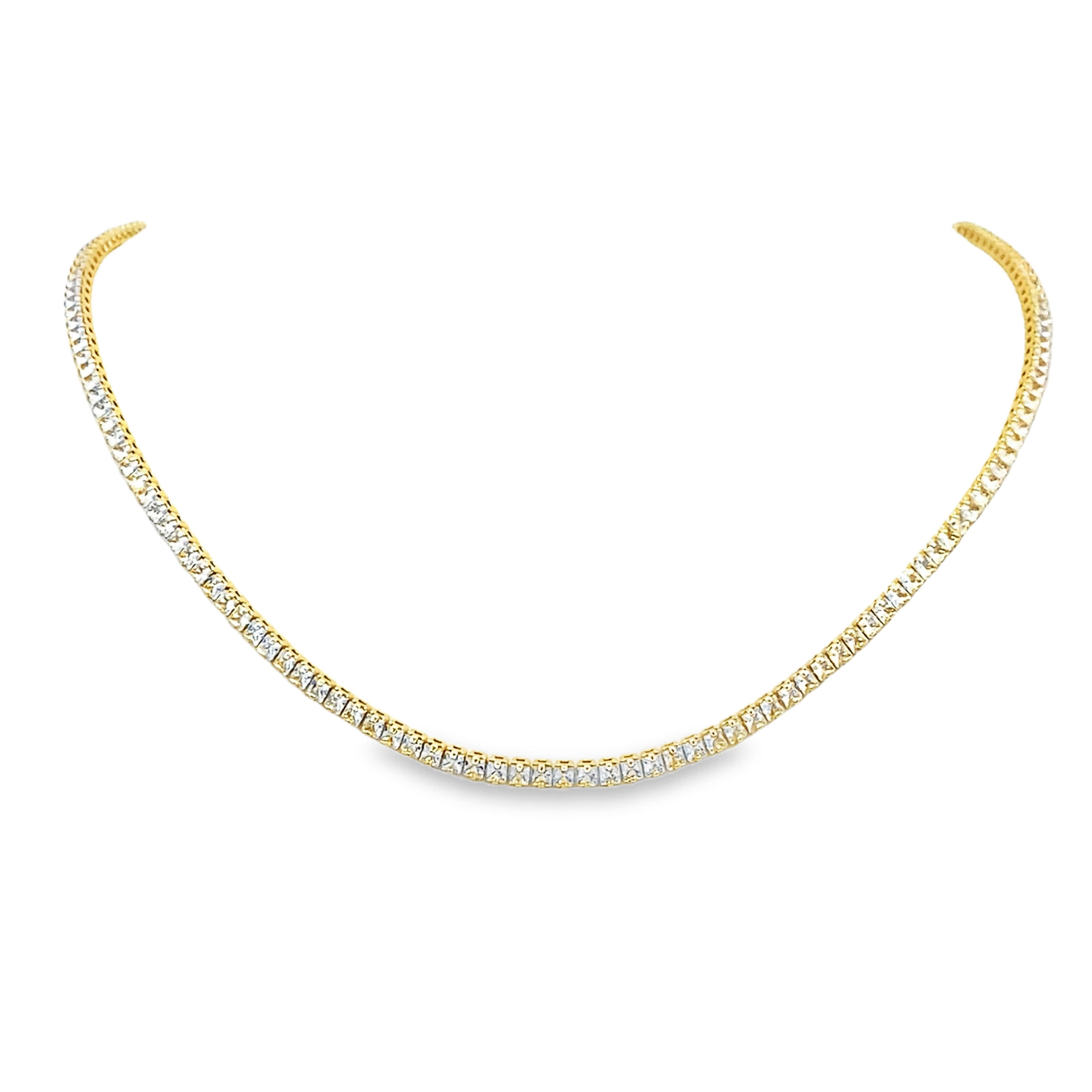 Naszyjnik tenisowy w kolorze żółtego złota z diamentami i okrągłymi diamentami