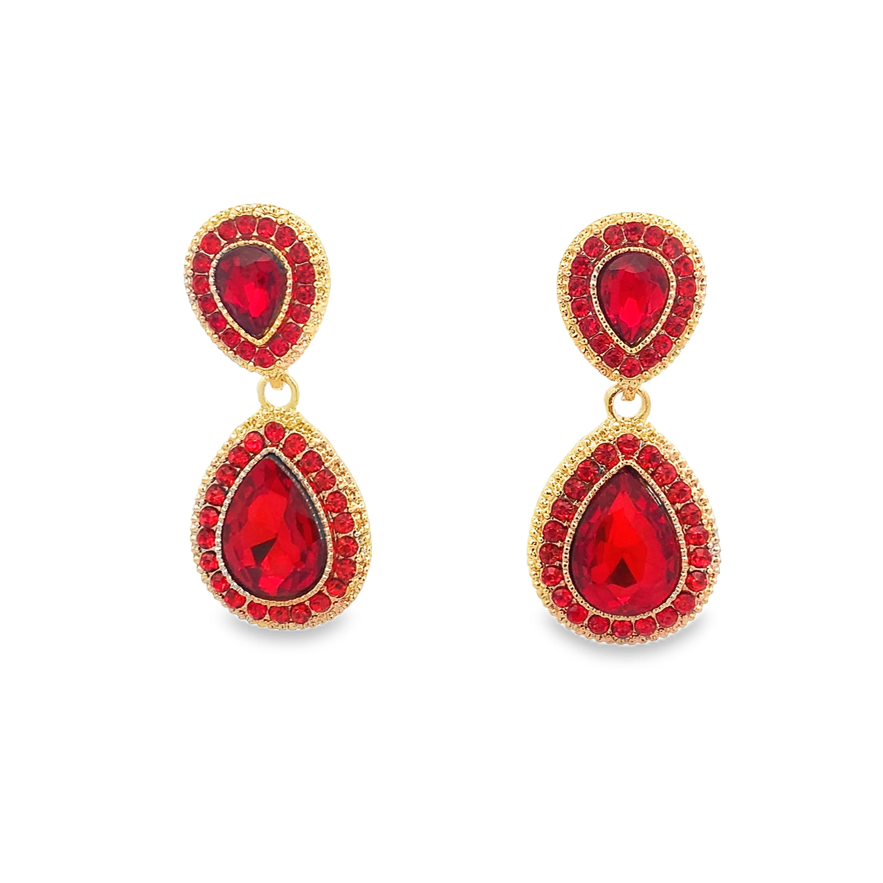 Kolczyki w kolorze żółtego złota z kaboszonami z rubinów w kształcie gruszki