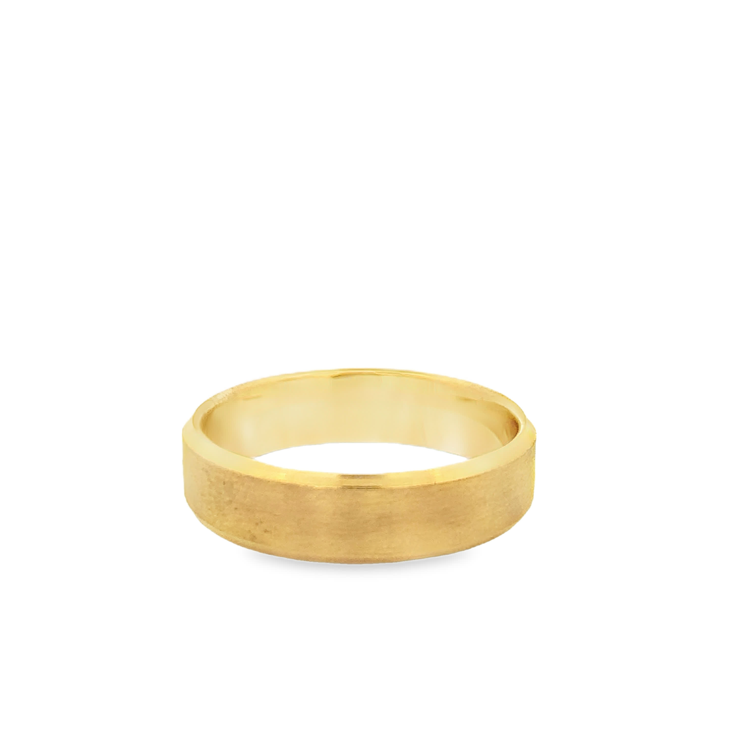 Classic Gold Band Ring: Timeless Elegance