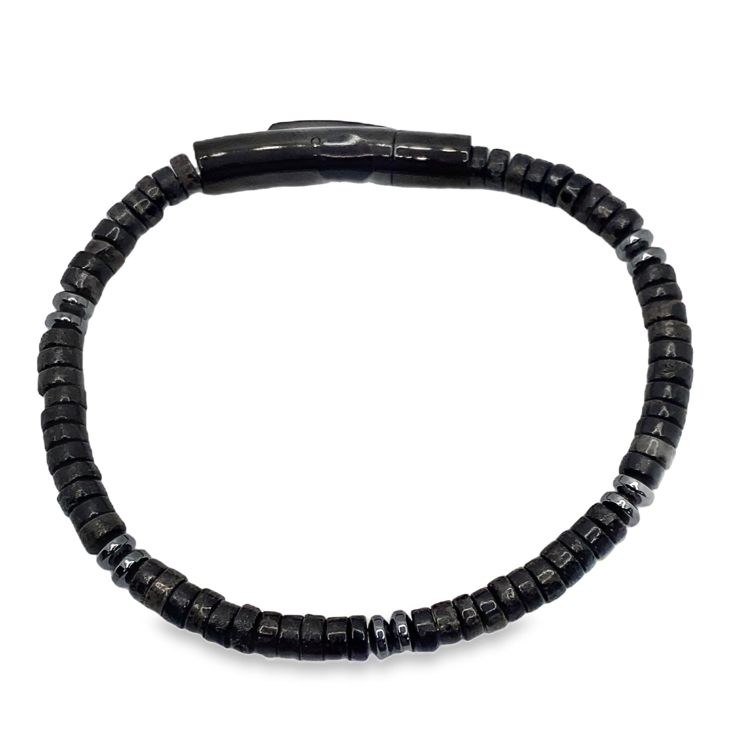 Wyrafinowana bransoletka koralikowa z metalowym zapięciem