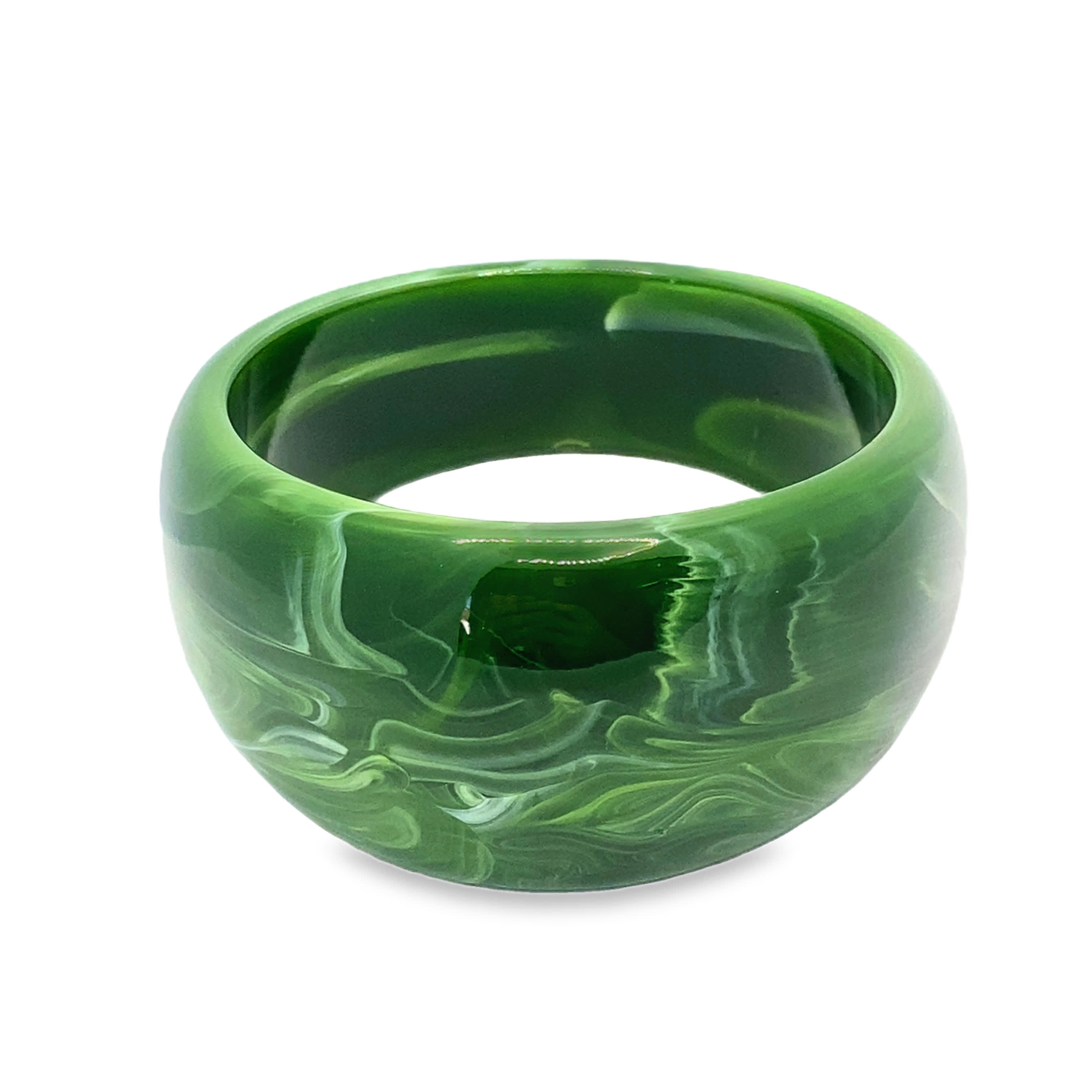 Bransoletka z zielonego jadeitu o szlifie kaboszonowym