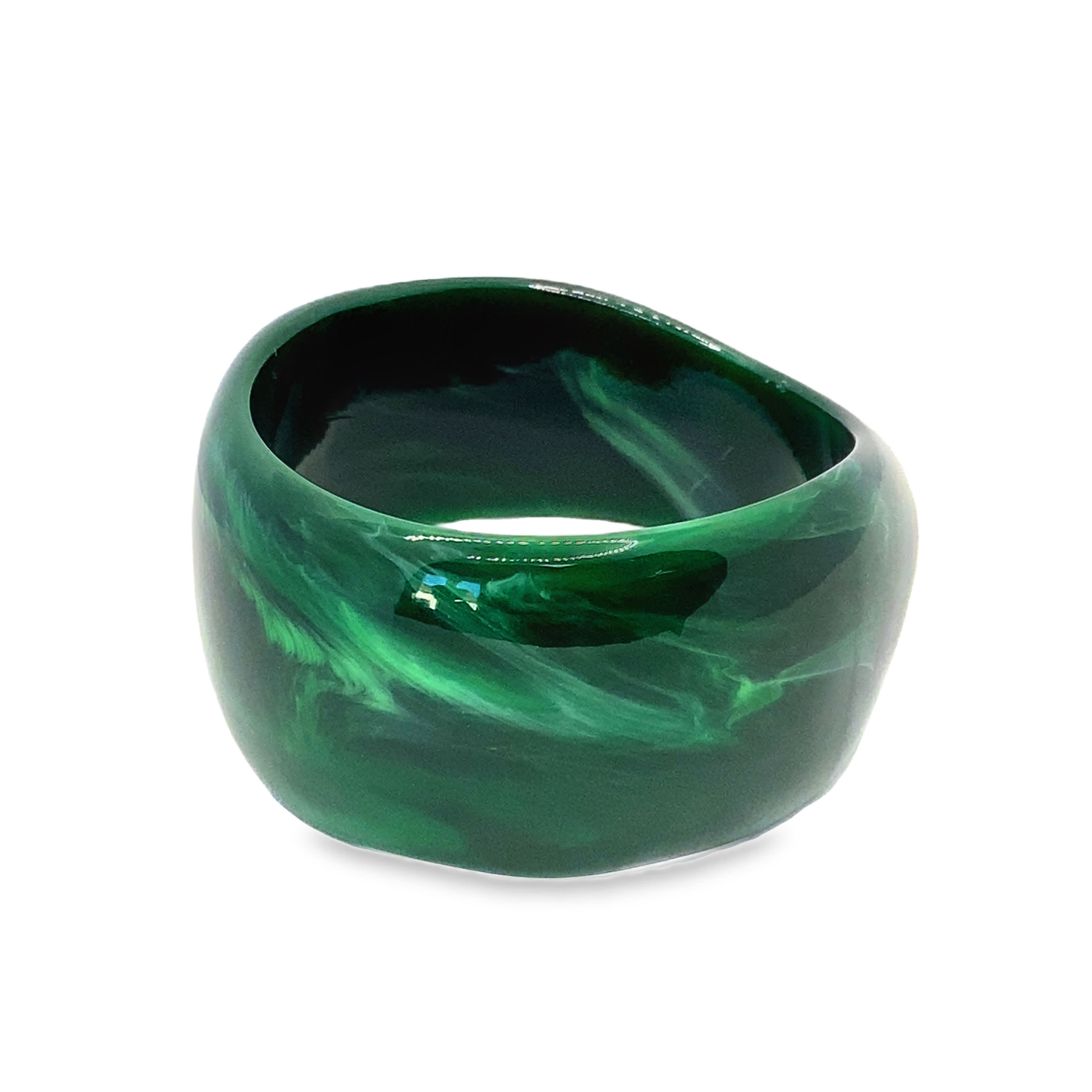 Bransoletka z zielonego jadeitu w kształcie kaboszonu