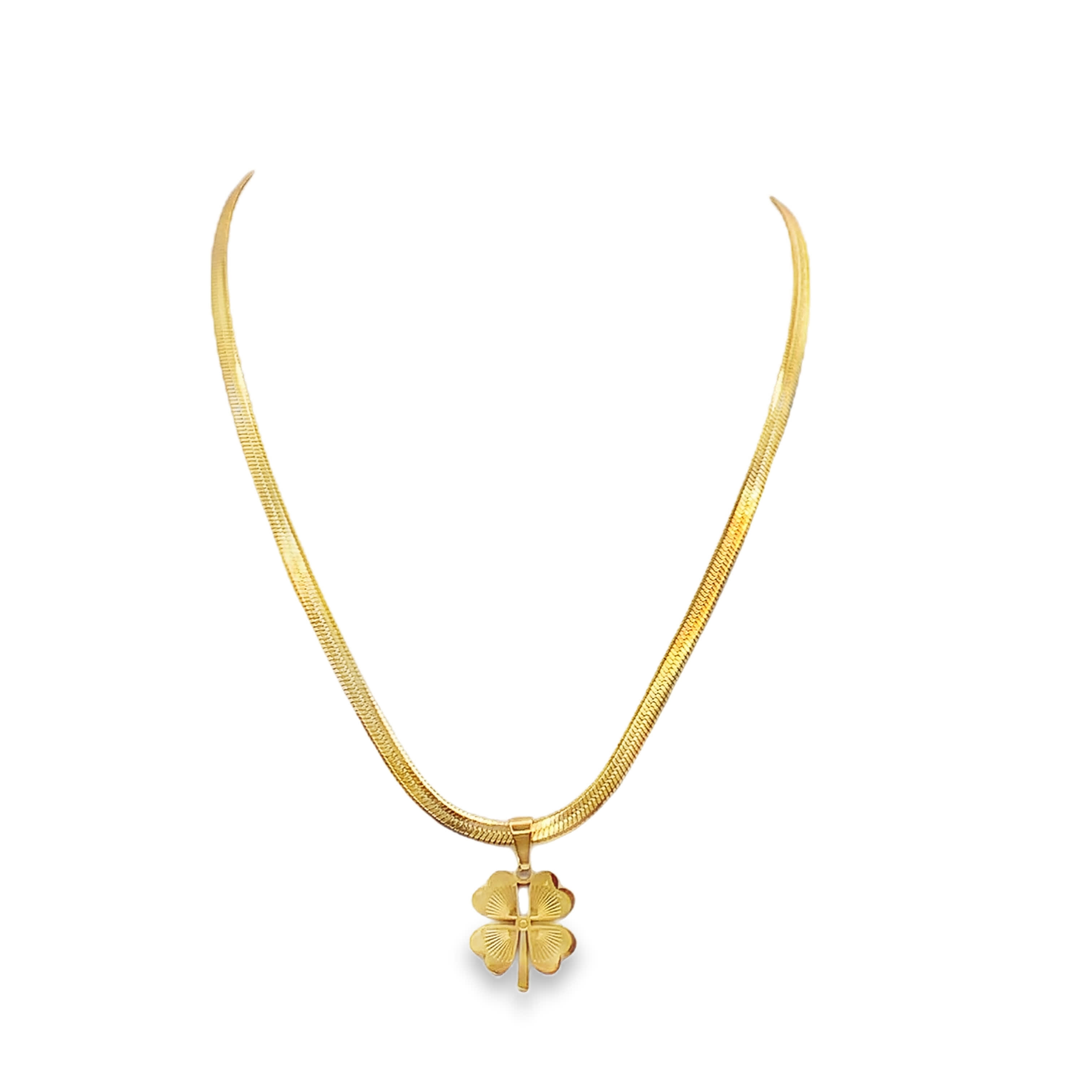 Elegancki złocony łańcuszek w jodełkę z zawieszką w kształcie koniczyny