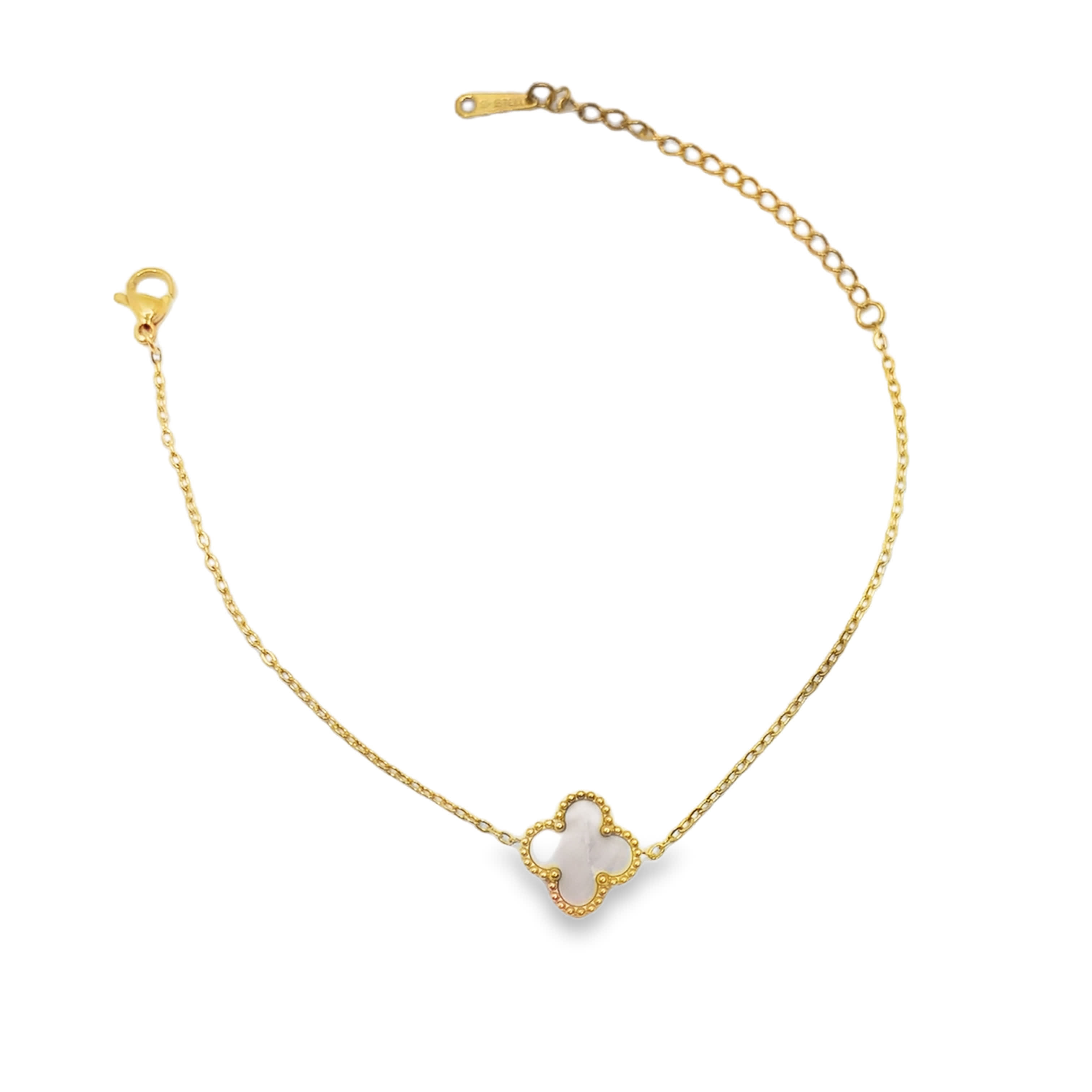 Naszyjnik ze złoconej stali z wisiorkiem w kształcie koniczyny perłowej