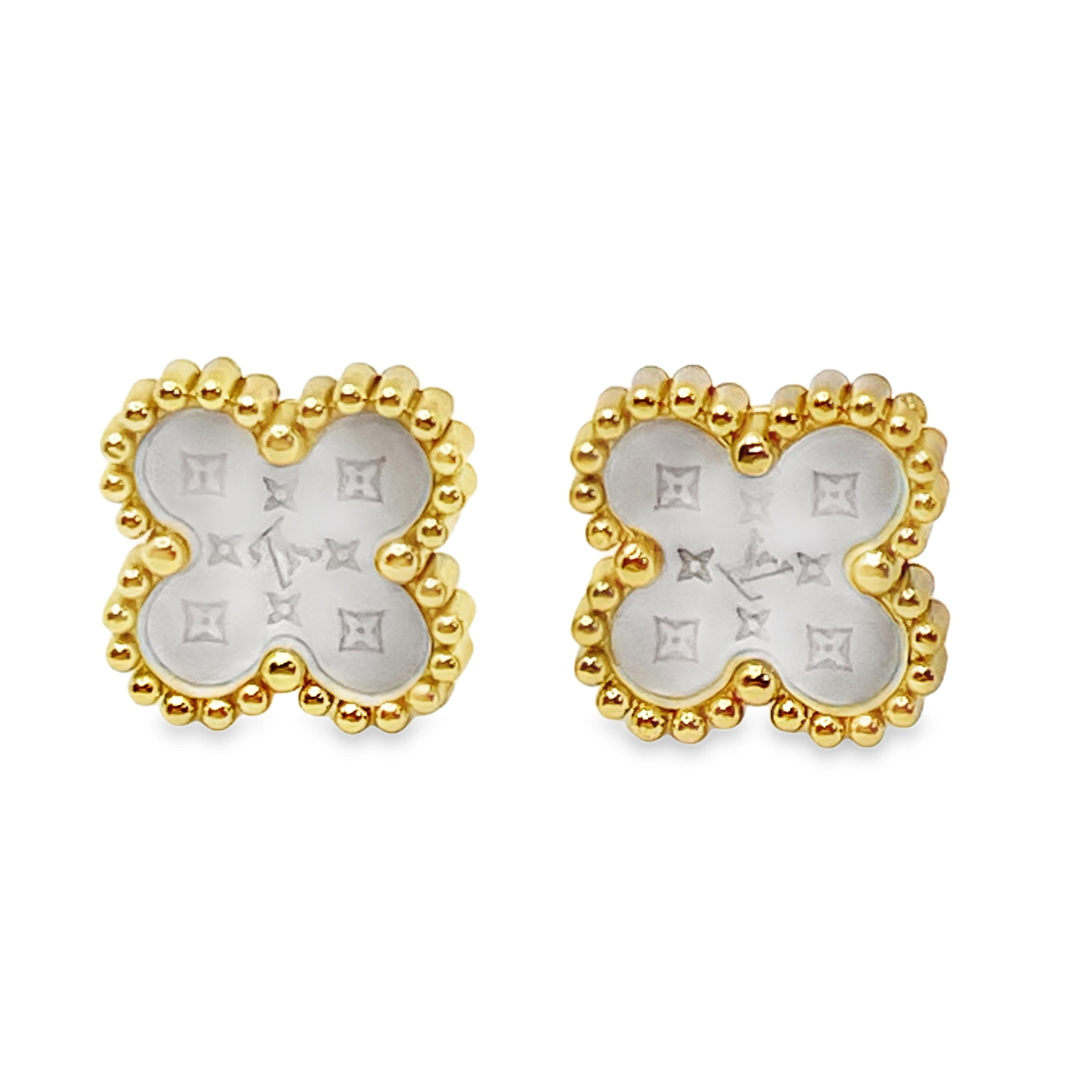 Złocone kolczyki z okrągłą perłą kaboszonową