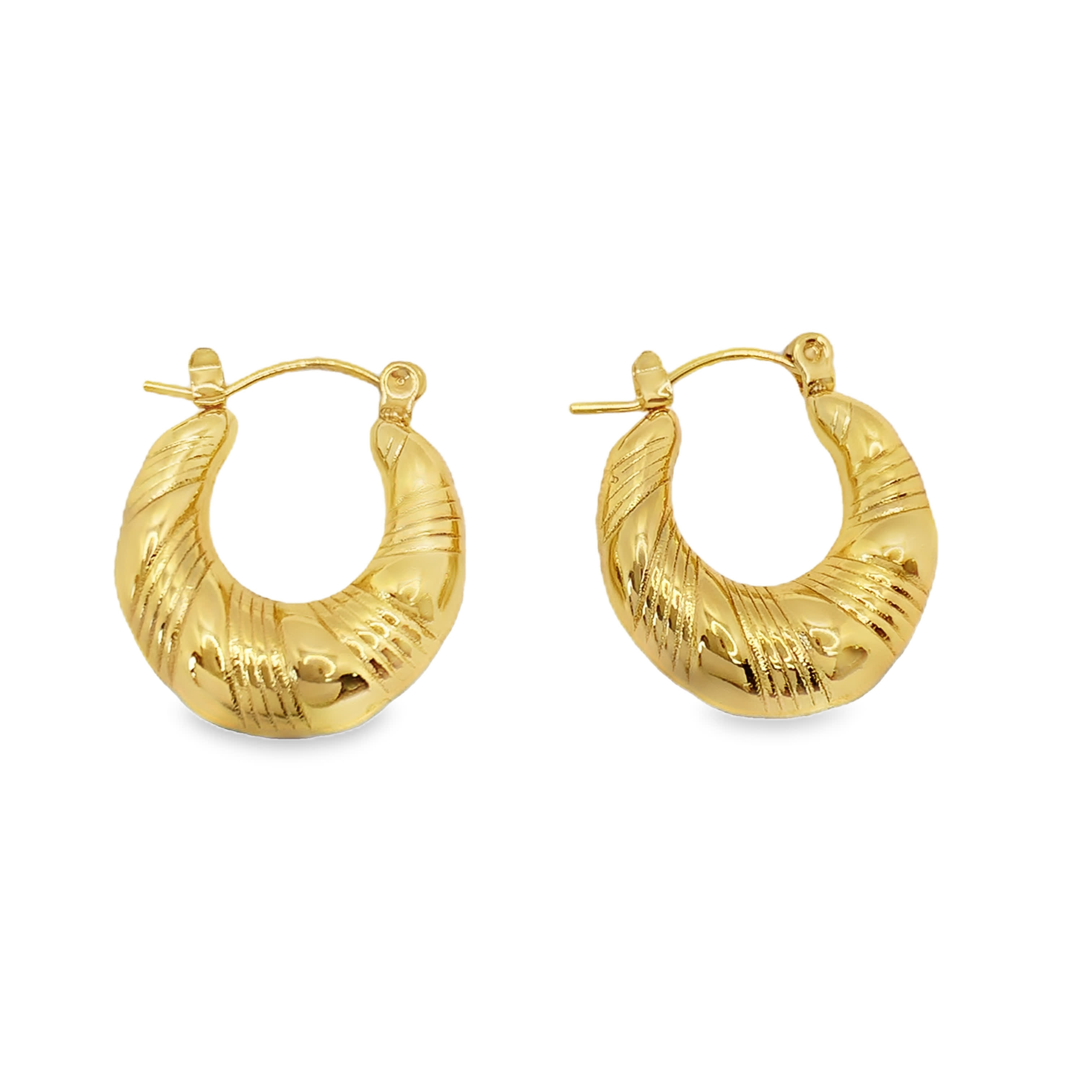 Złocone kolczyki koła z teksturowanym wzorem