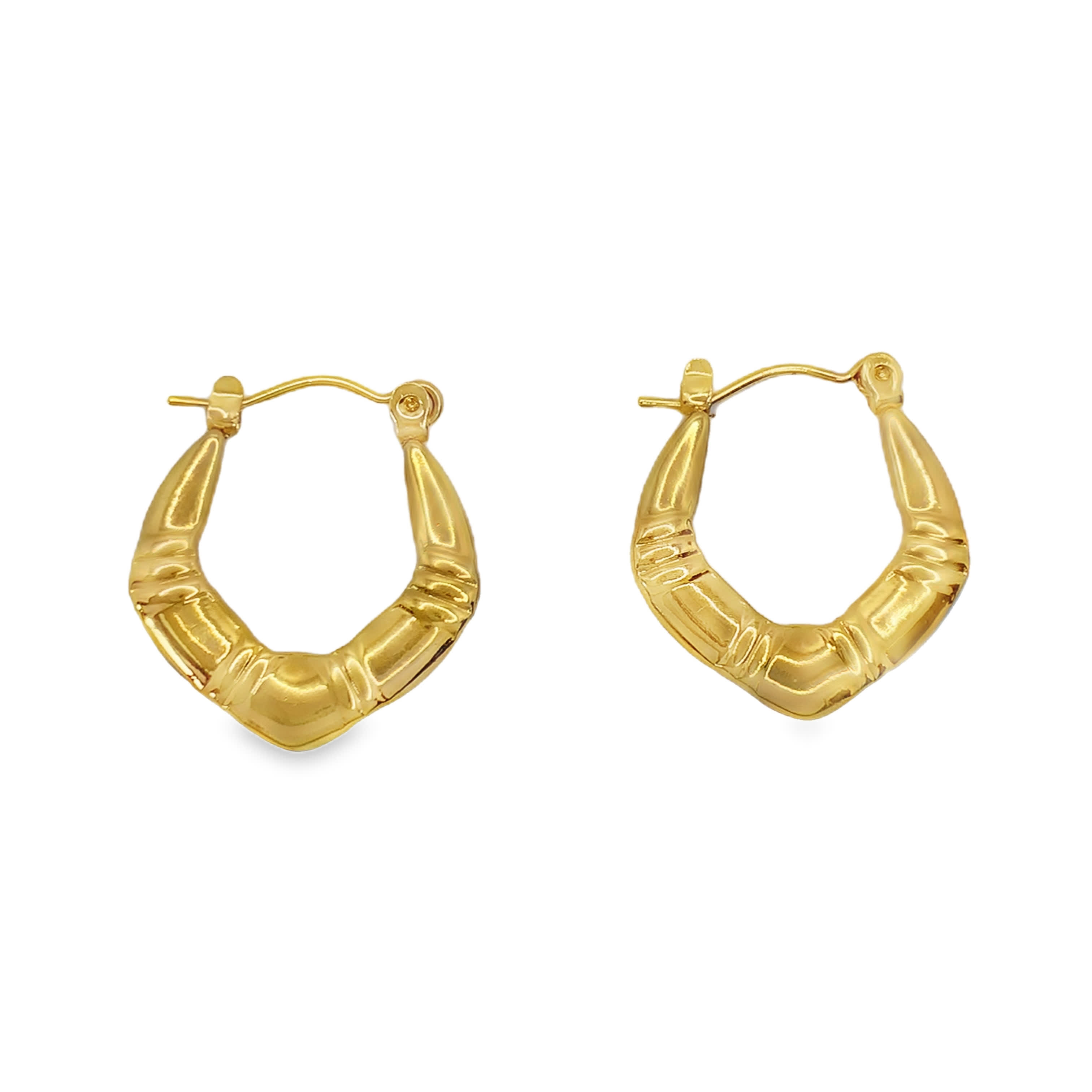 Rzeźbione złocone kolczyki koła: nowoczesna elegancja