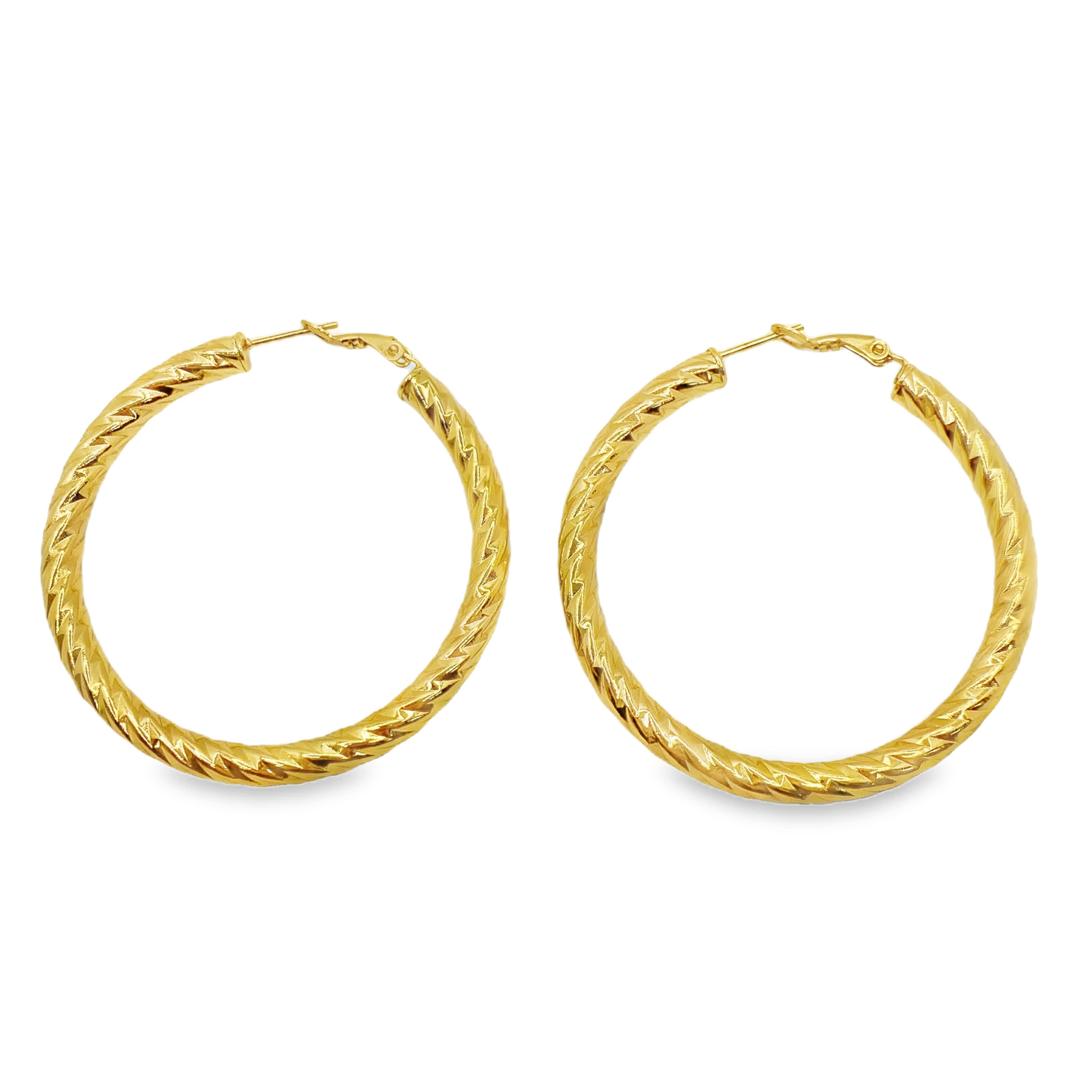 Klasyczne kolczyki koła ze złoconej stali