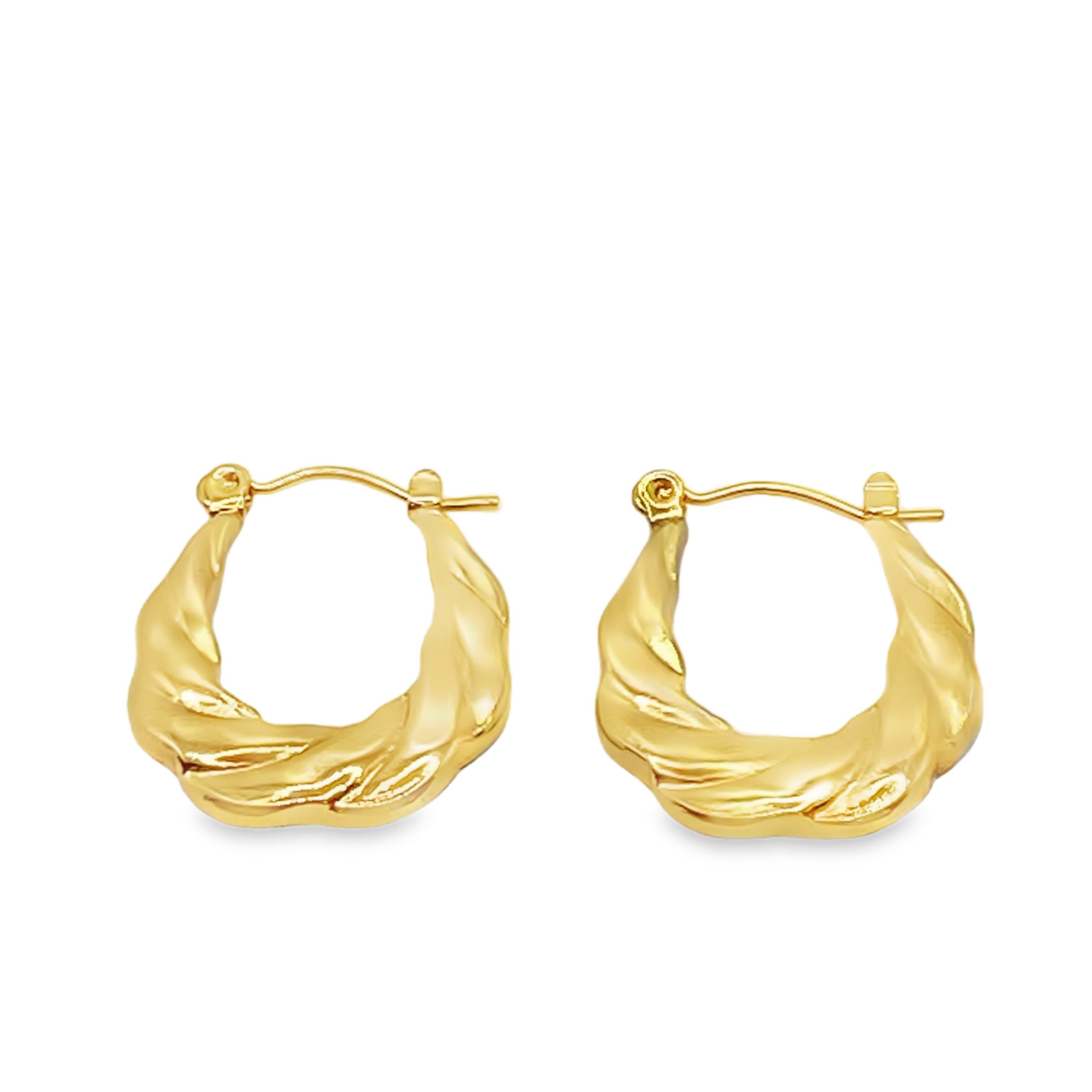 Skręcone kolczyki koła ze złoconej stali