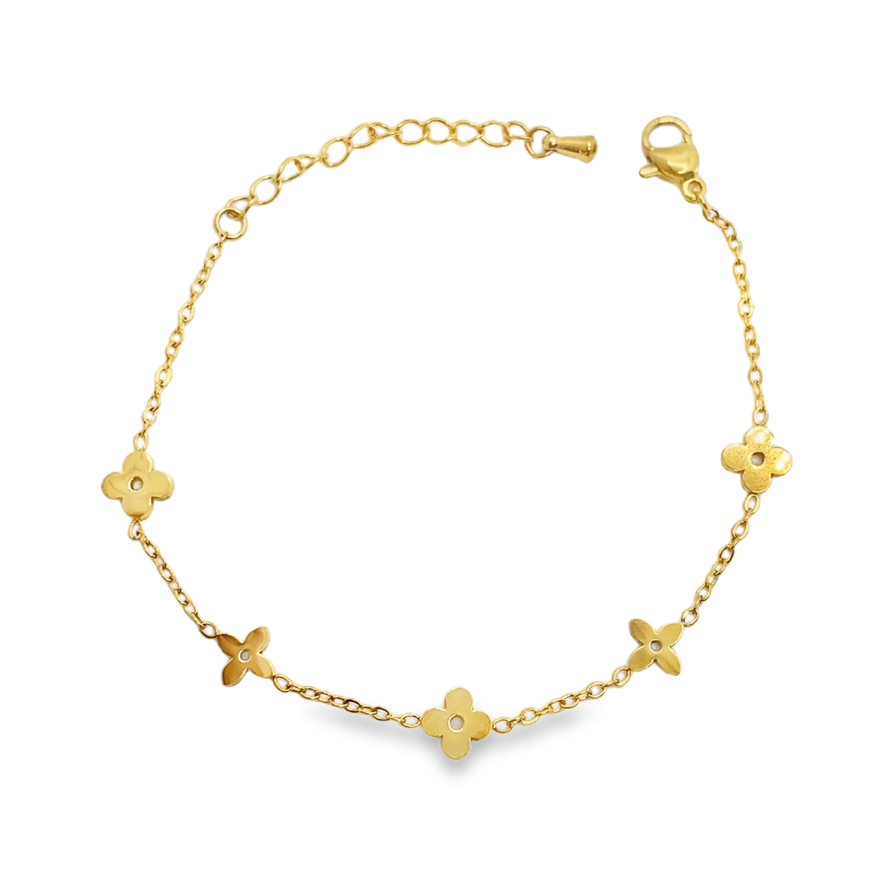 Delikatna bransoletka ze złoconej stali z czterolistną koniczyną