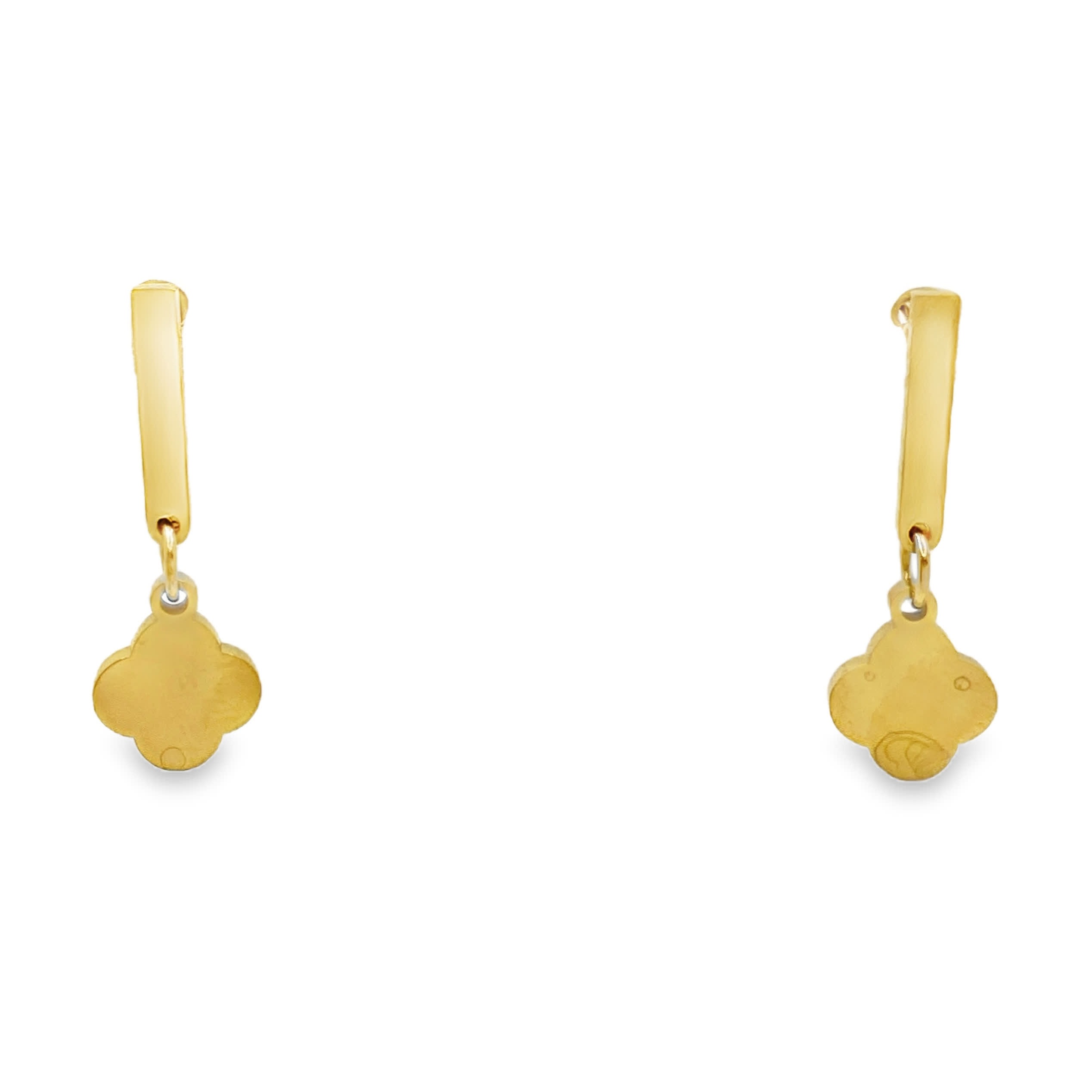 Clover Charm: Eleganckie złocone kolczyki wiszące