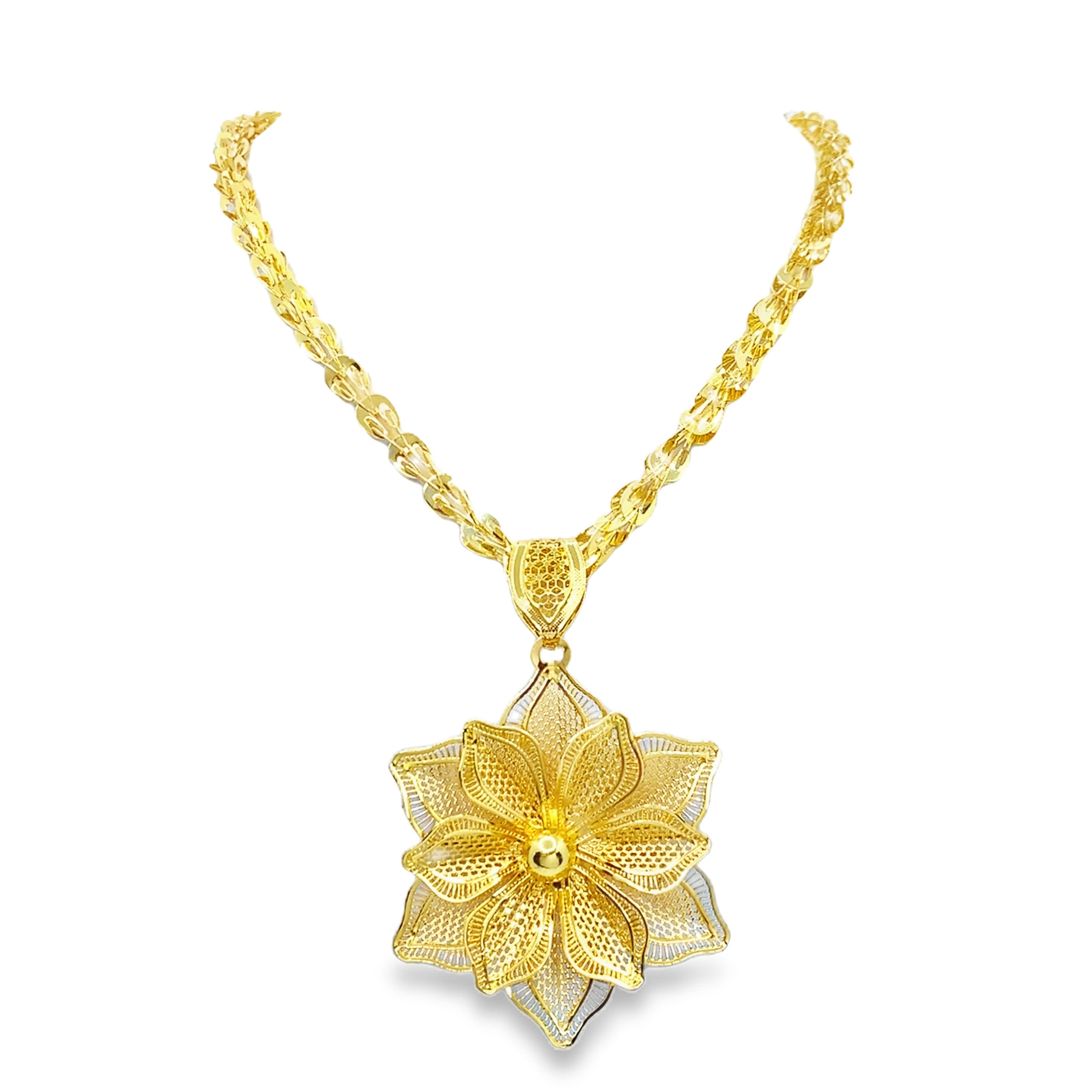 Złocony naszyjnik z kwiatowym wzorem